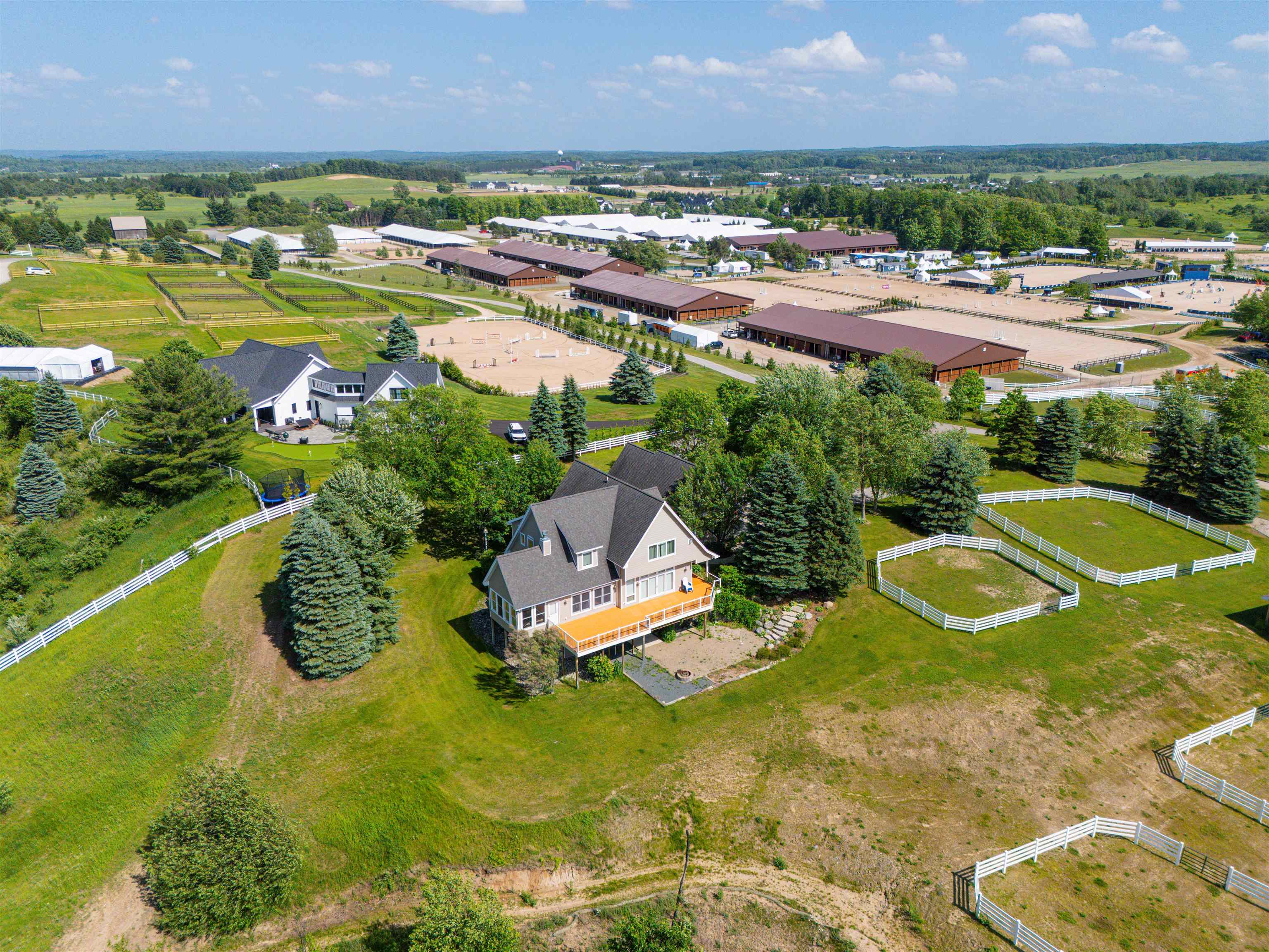 Photo 2 of Single family home for sale at 6075 Arabian Ln, Williamsburg, MI 49690 | MLS# 78080073420 | Listing updated on 2026-09-17