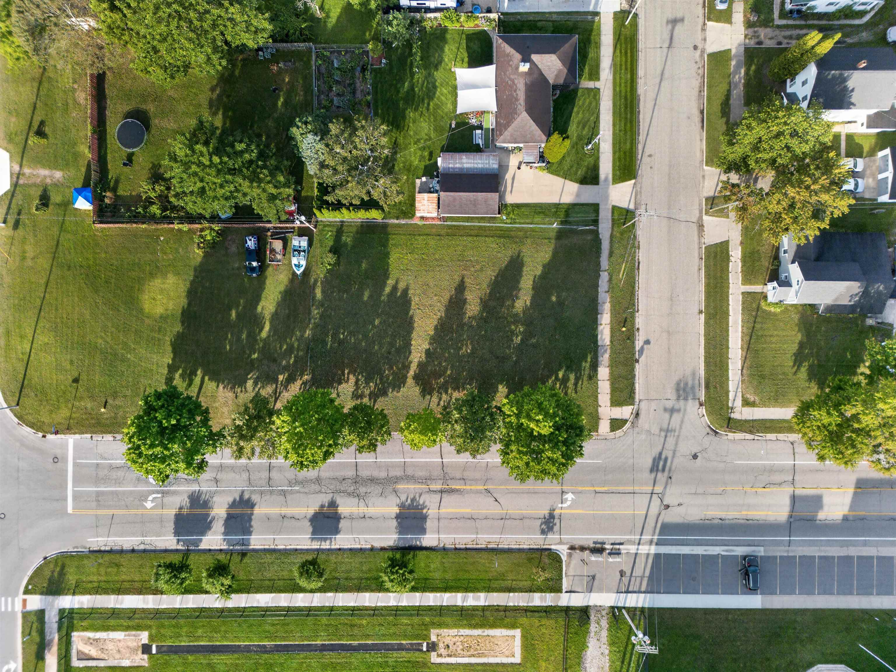 Photo 4 of Land for sale at 605 Walnut St, Cadillac, MI 49601 | MLS# 78080073453 | Listing updated on 2026-09-14
