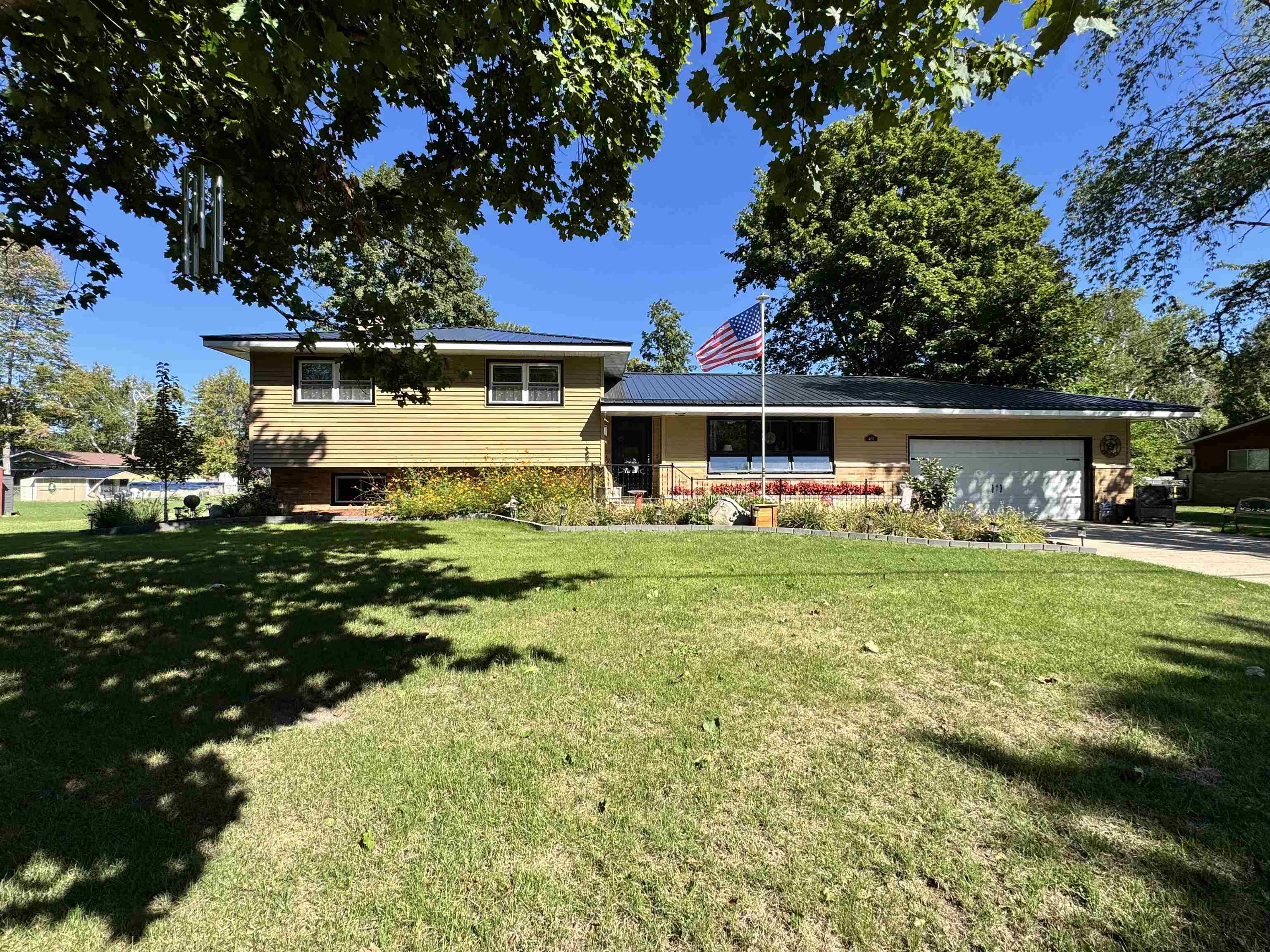 Single family home for sale at 401 Orchard Ave, Clare, MI 48617 | MLS# 79080073455