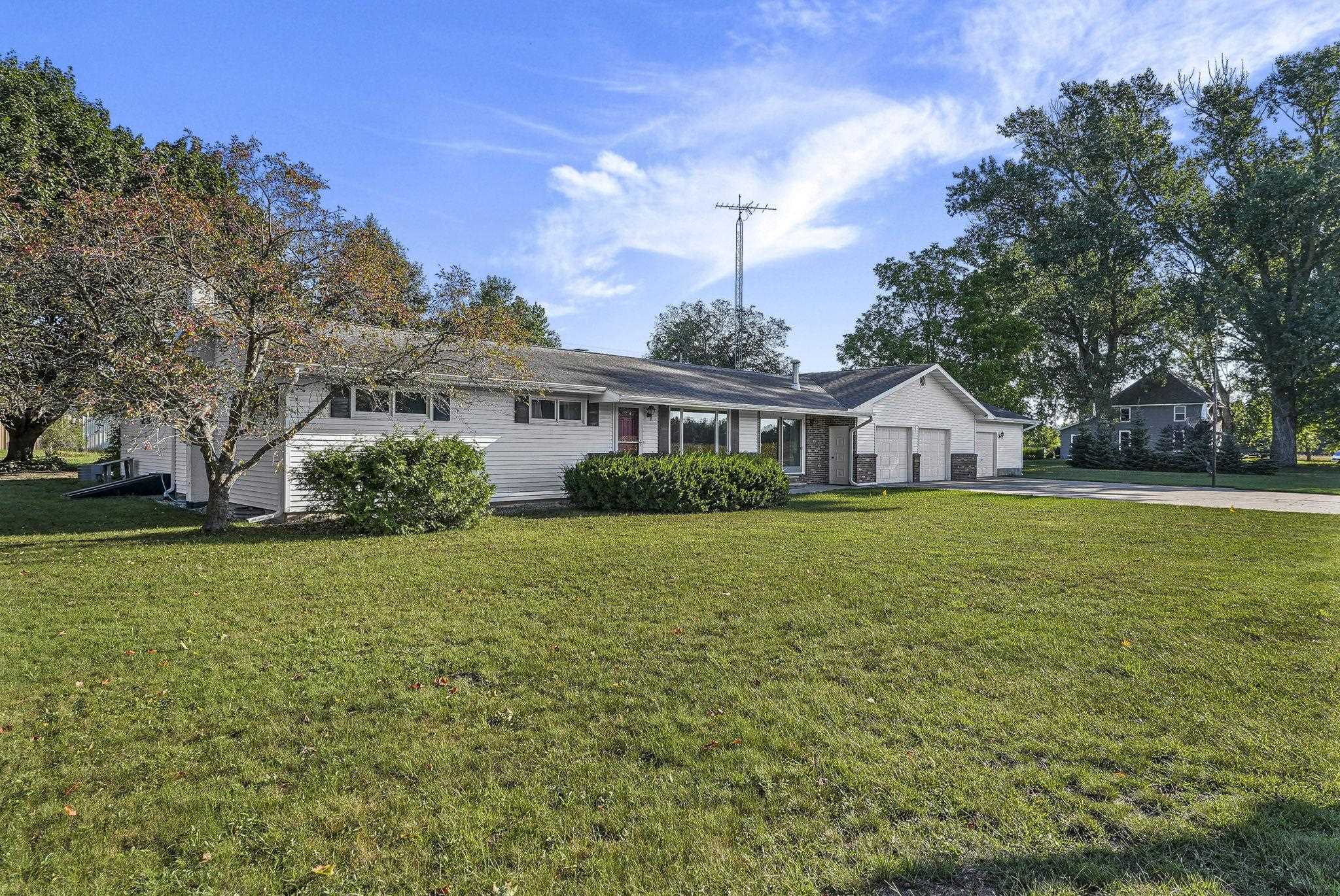 Photo 1 of Single family home for sale at 351 E Kasson Rd, Maple City, MI 49664 | MLS# 78080073458 | Listing updated on 2026-09-26