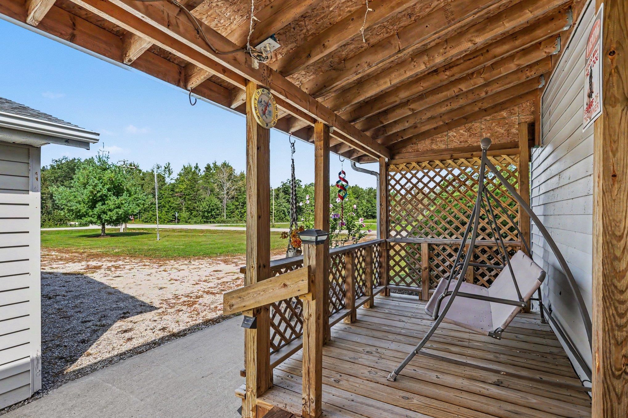Photo 4 of Single family home for sale at 8491 Esmond Rd, Hale, MI 48739 | MLS# 77080073473 | Listing updated on 2026-09-15