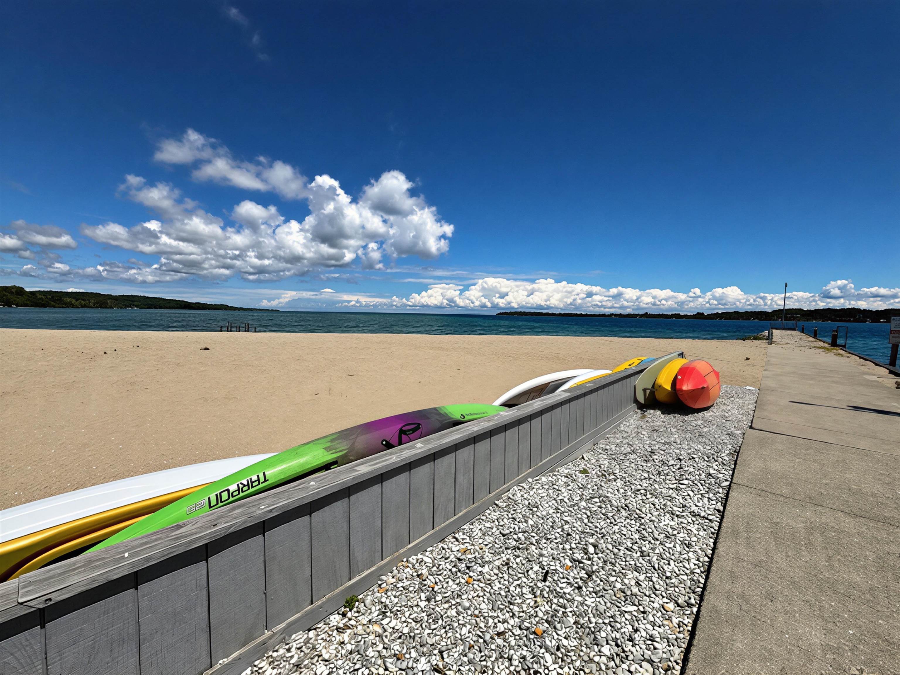 Photo 17 of Condo for sale at 770 N Waypoint Cir, Suttons Bay, MI 49682 | MLS# 80073476 | Listing updated on 2026-09-15
