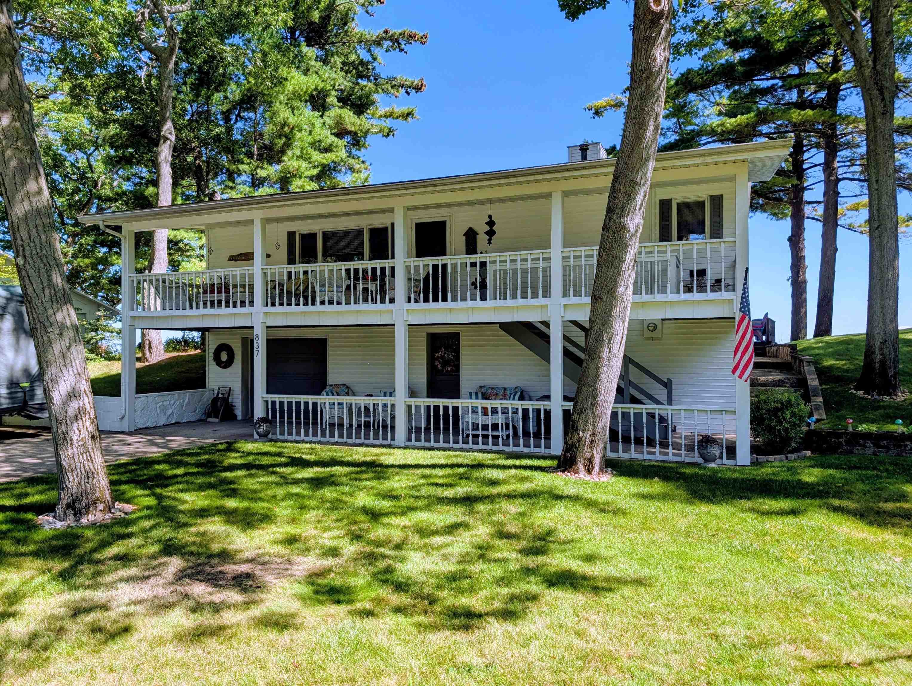 Photo 1 of Single family home for sale at 837 Crescent, Au Gres, MI 48703 | MLS# 77080073478 | Listing updated on 2026-09-17