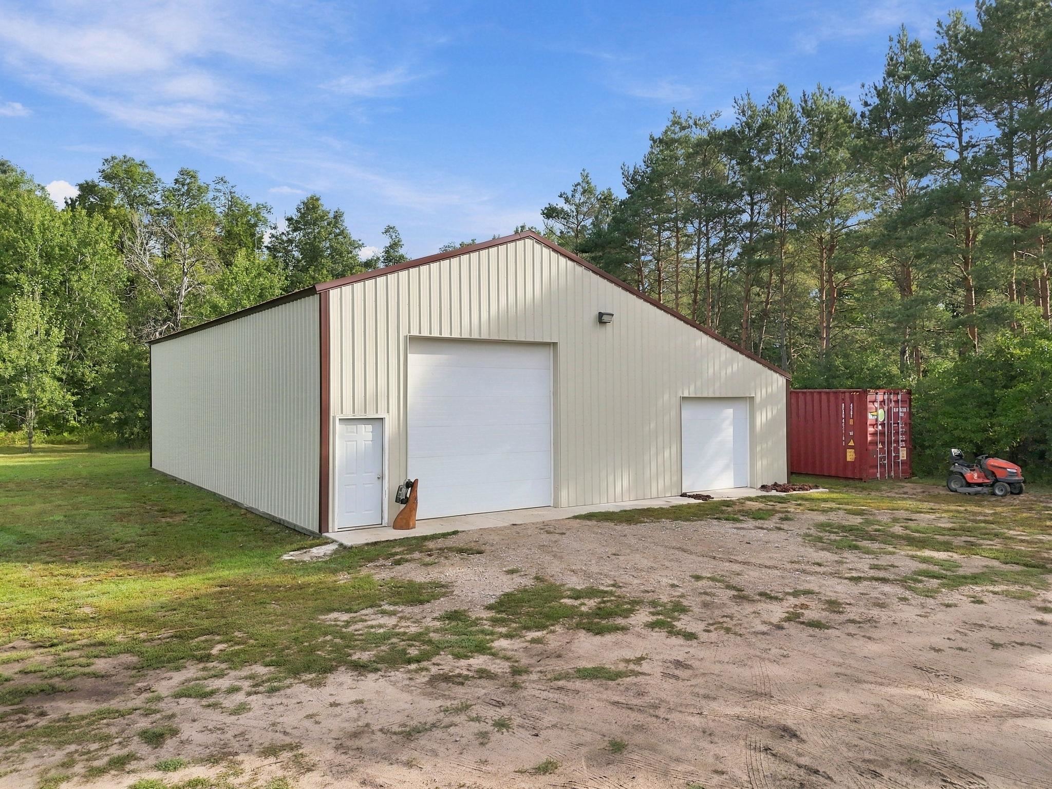 Photo 2 of Single family home for sale at 17181 N 10th Avenue, Marion, MI 49665 | MLS# 80073485 | Listing updated on 2026-09-13