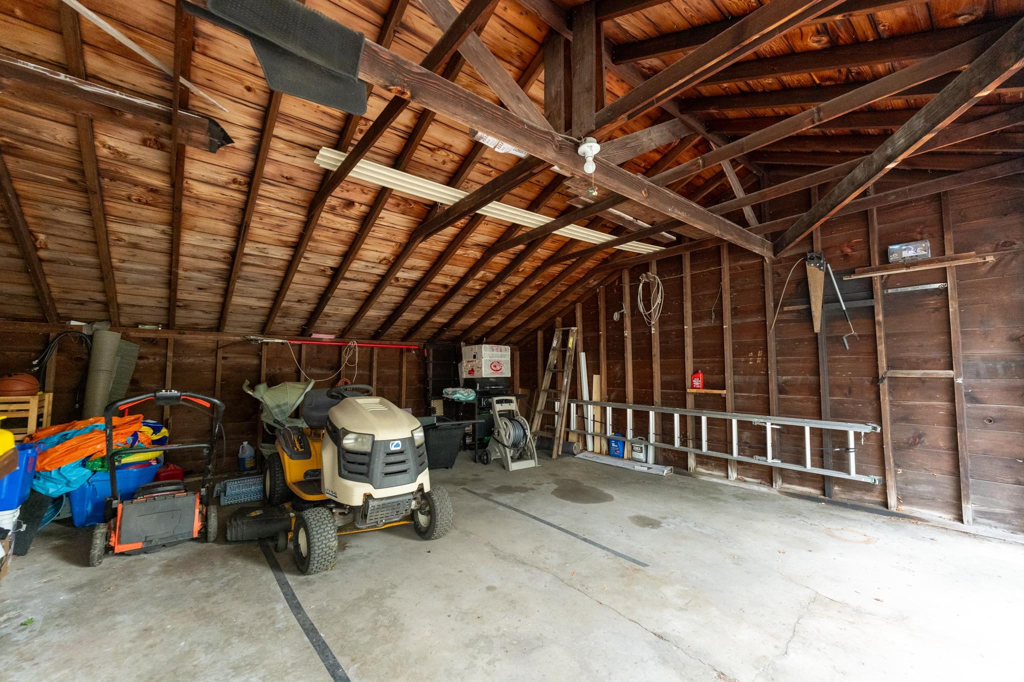 Listing Photo 2 - Condo for sale in building located at 1015 E & 1015 1/ High St, Mount Pleasant, MI 48858 - Unit #
