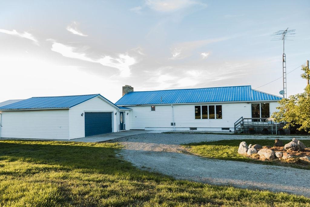 Photo 2 of Single family home for sale at 1123 N Tonkey Rd, Au Gres, MI 48703 | MLS# 77080073490 | Listing updated on 2026-09-16
