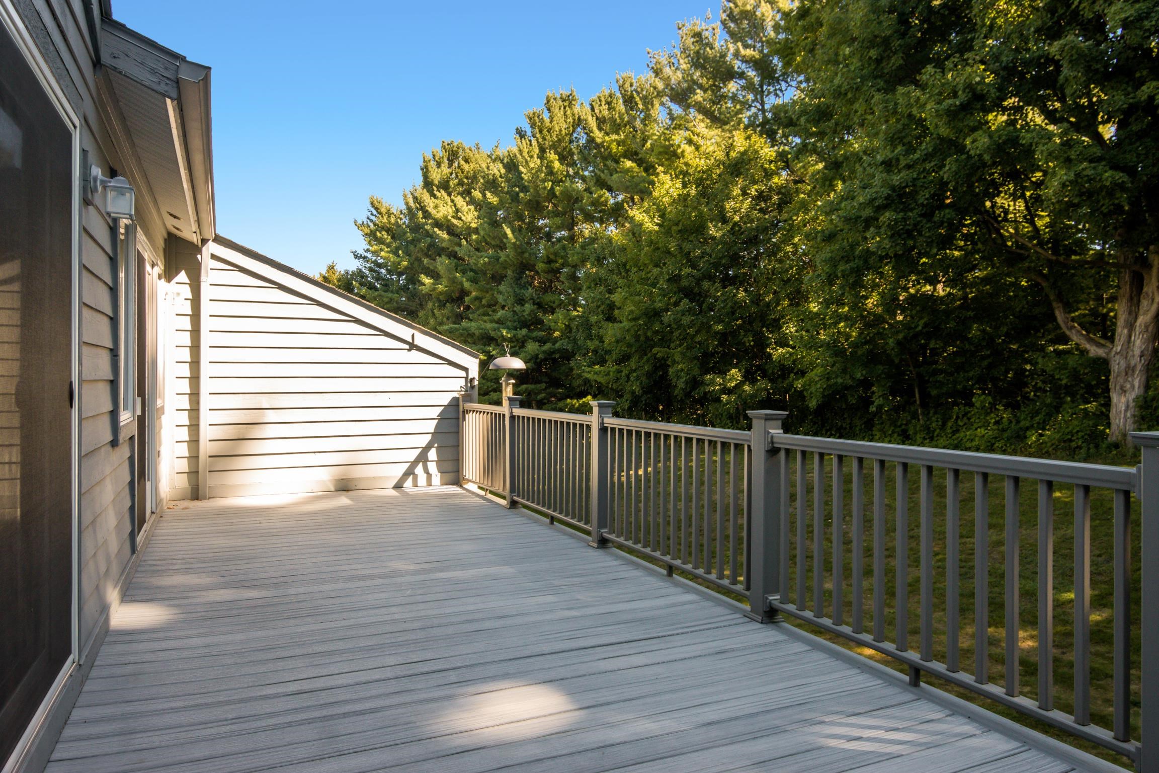 Listing Photo 5 - Condo for sale in building located at 3724 Country Clb Dr, Traverse City, MI 49684