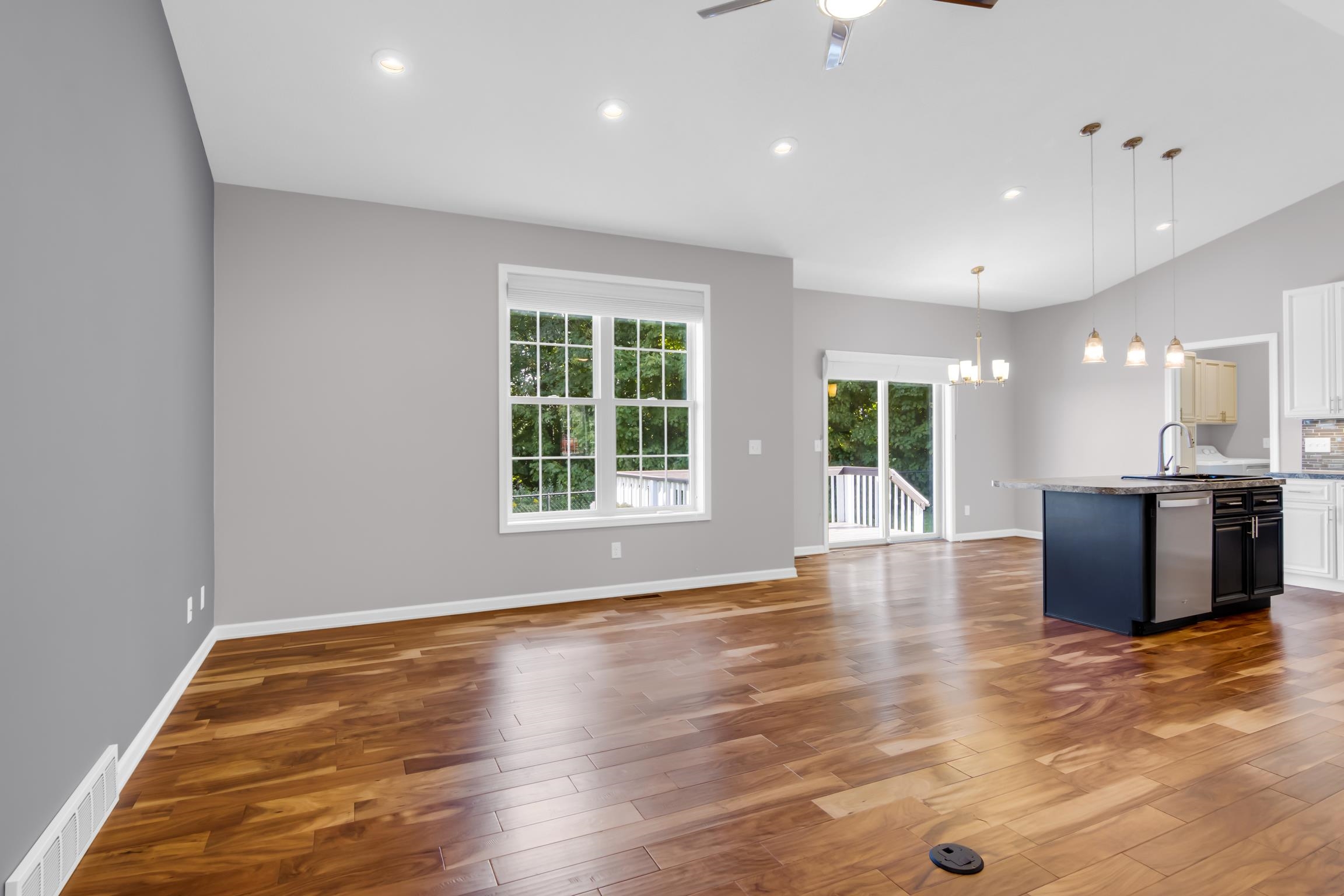 Photo 4 of Single family home for sale at 3194 Heritage Park Pl, Traverse City, MI 49685 | MLS# 78080073508 | Listing updated on 2026-09-17