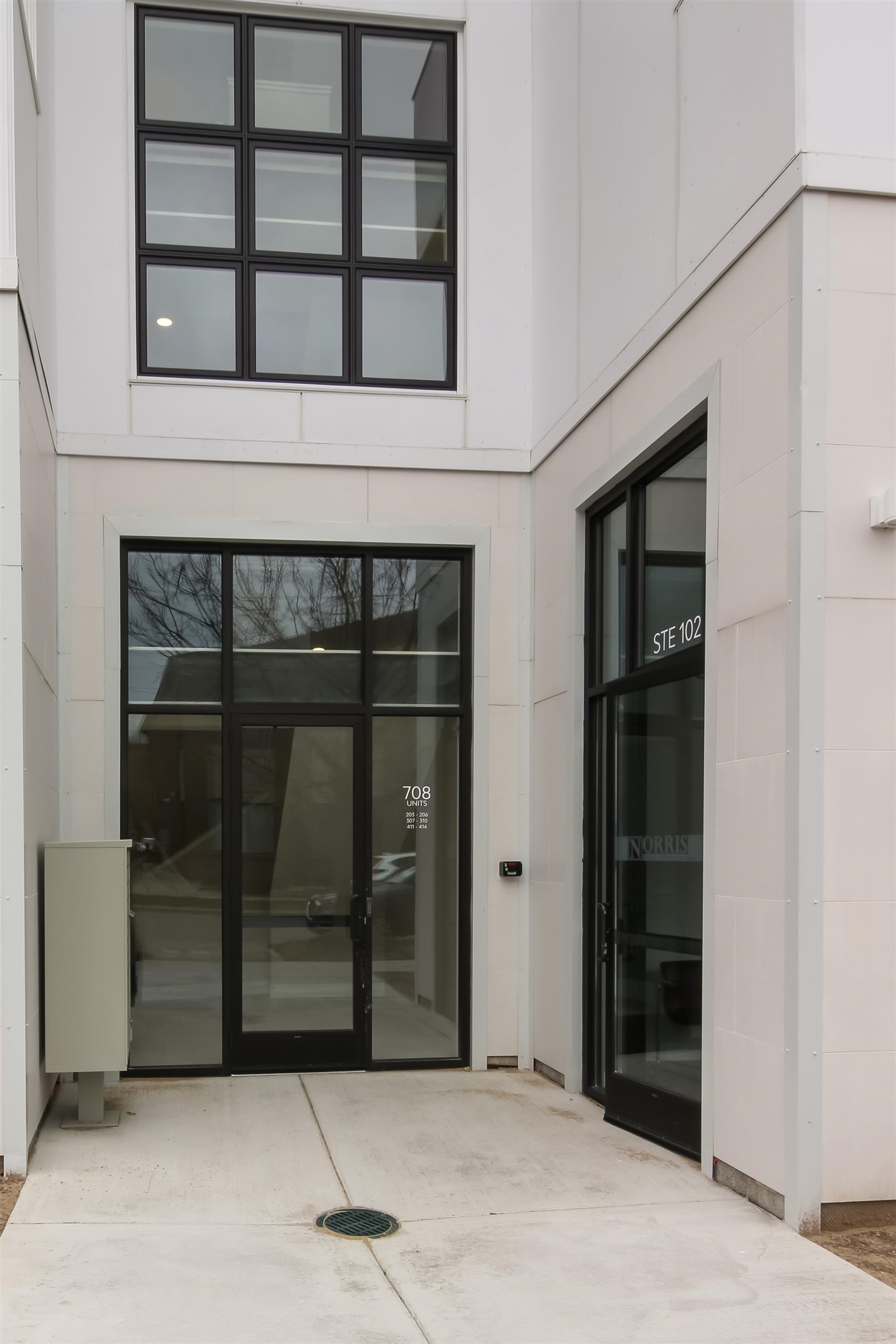 Photo 3 of Condo for sale at 708 Randolph St, Traverse City, MI 49684 | MLS# 78080073509 | Listing updated on 2026-09-17