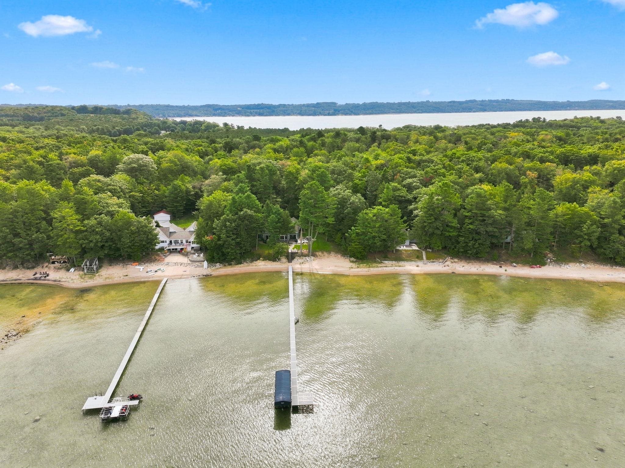 Photo 3 of Single family home for sale at 14851 Shipman Rd, Traverse City, MI 49686 | MLS# 78080073510 | Listing updated on 2026-09-17