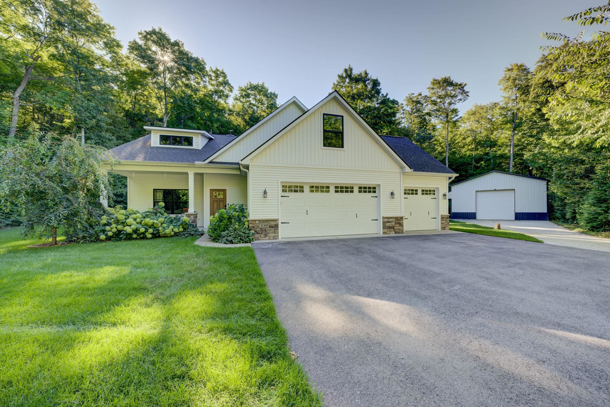 Photo 1 of Single family home for sale at 359 W Valley Rd, Maple City, MI 49664 | MLS# 78080073513 | Listing updated on 2026-09-17