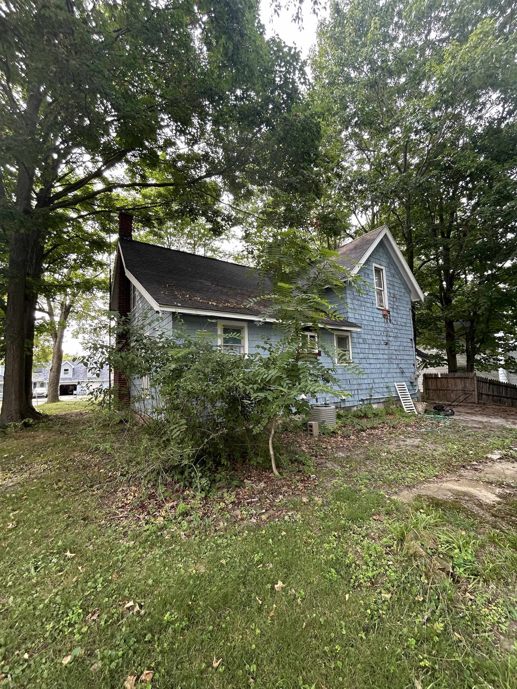 Photo 4 of Single family home for sale at 110 N Grover Ave, Alma, MI 48801 | MLS# 79080073520 | Listing updated on 2026-09-17