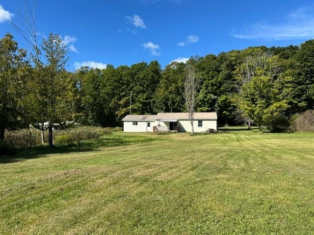 Photo 4 of Single family home for sale at 2032 Devlin Rd, Central Lake, MI 49622 | MLS# 78080073521 | Listing updated on 2026-09-17