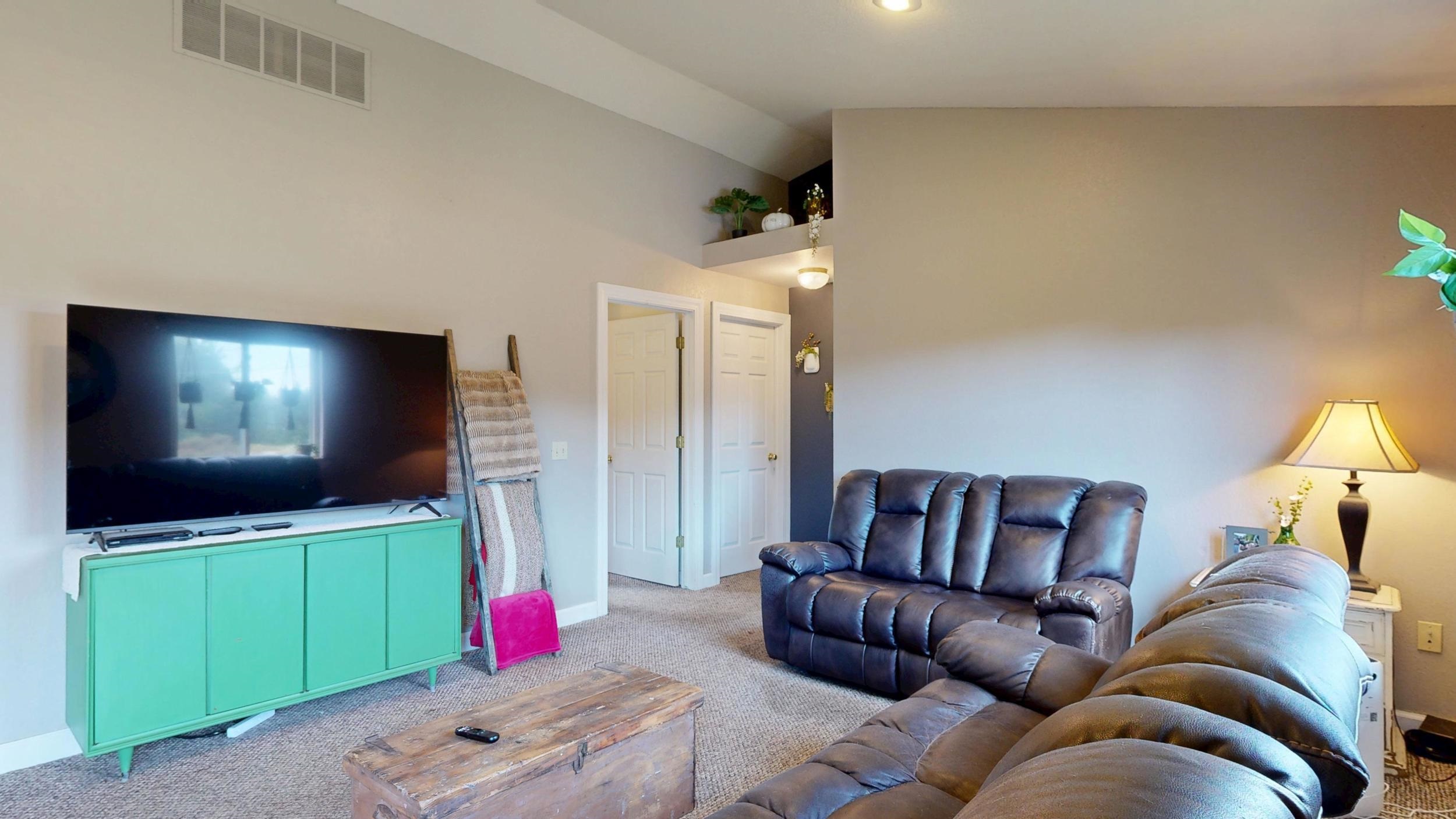 Photo 3 of Single family home for sale at 4101 W Battle Rd, Farwell, MI 48622 | MLS# 79080073528 | Listing updated on 2026-09-17