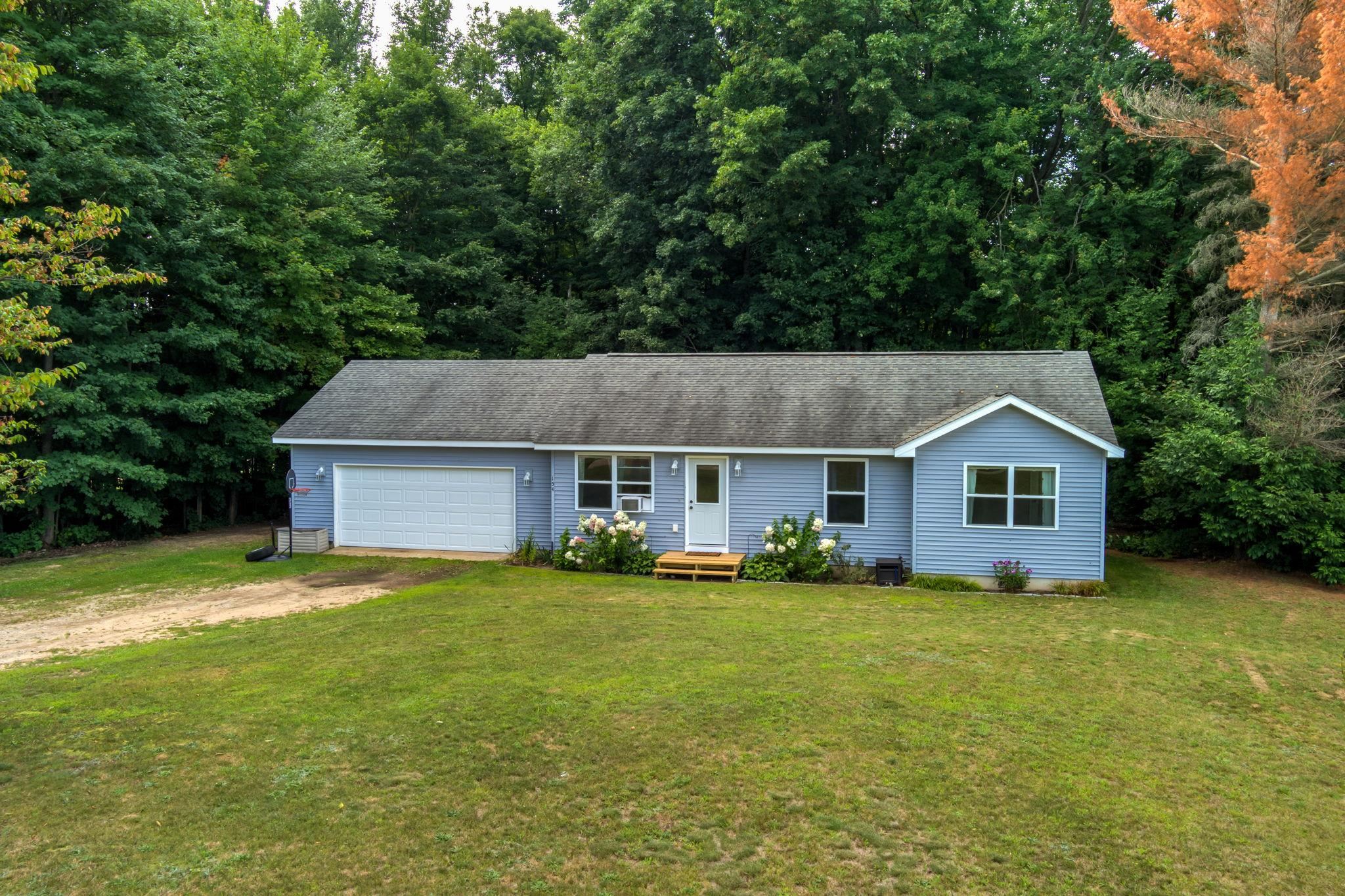 Photo 1 of Single family home for sale at 154 N Wood Meadows Dr, Buckley, MI 49620 | MLS# 78080073533 | Listing updated on 2026-09-18