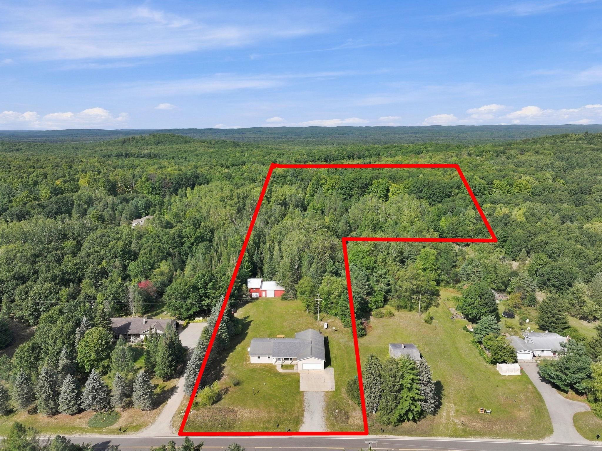Photo 2 of Single family home for sale at 3912 W Sanborn Rd, Lake City, MI 49651 | MLS# 78080073535 | Listing updated on 2026-09-18