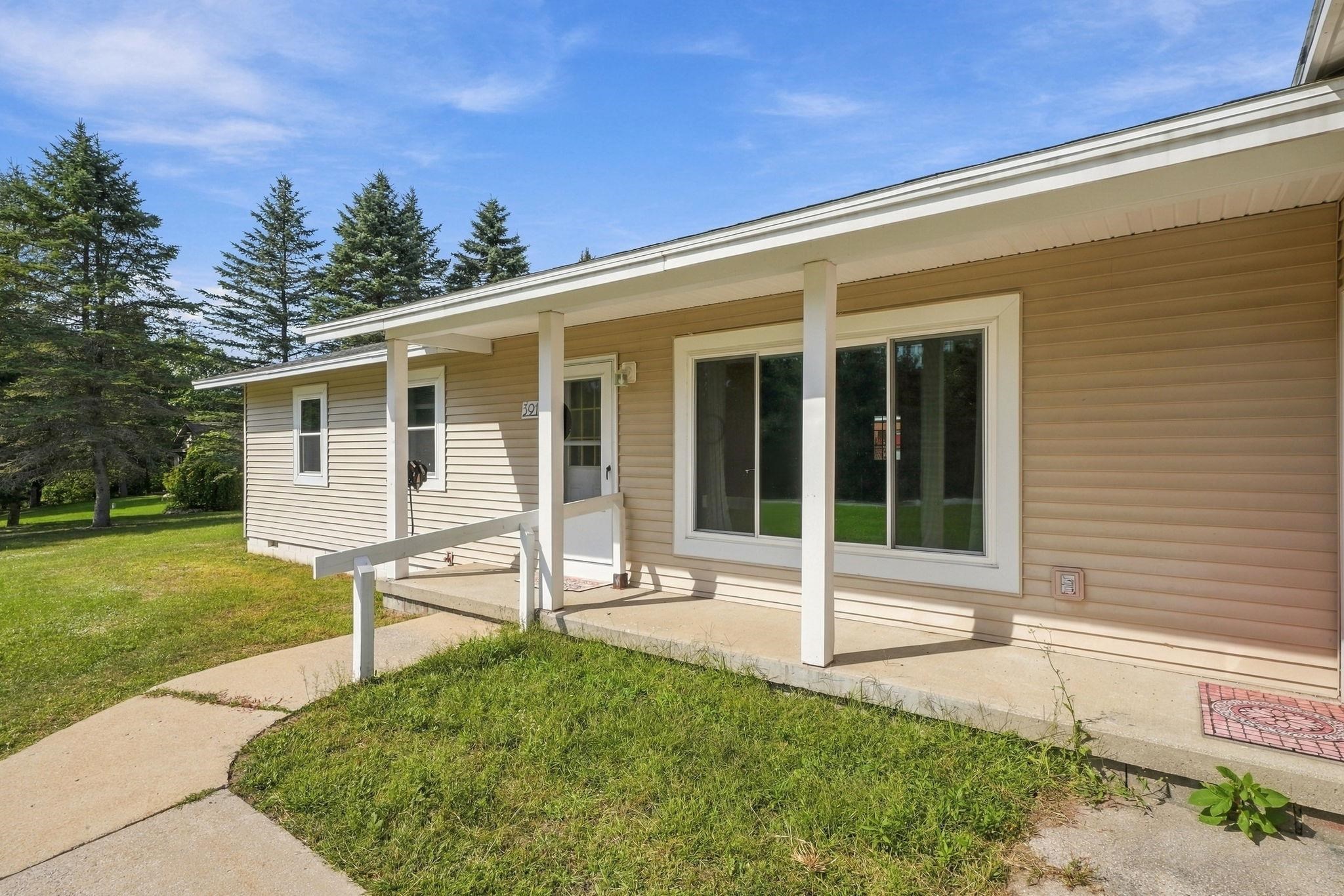 Photo 4 of Single family home for sale at 3912 W Sanborn Rd, Lake City, MI 49651 | MLS# 78080073535 | Listing updated on 2026-09-18