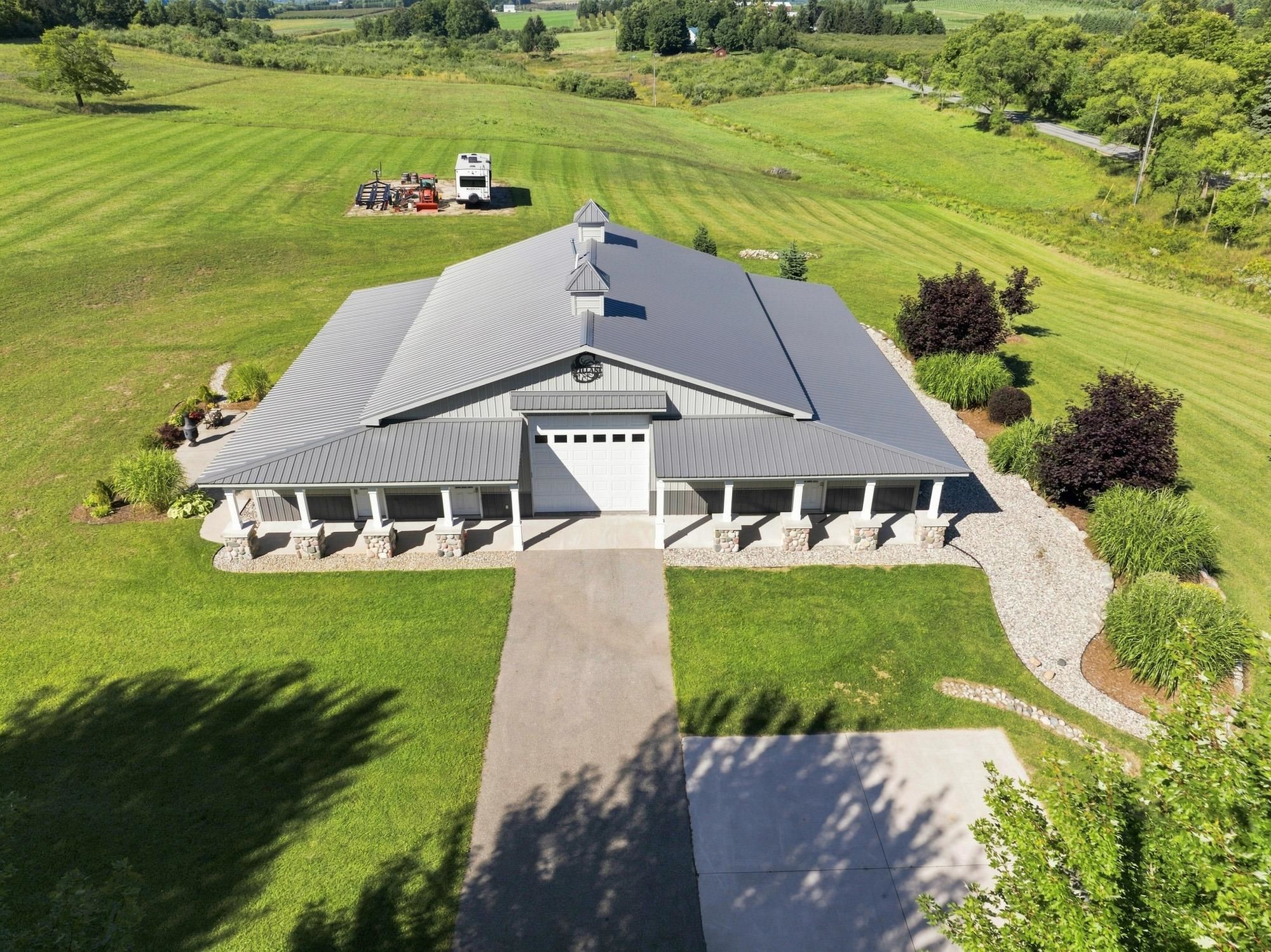 Photo 2 of Single family home for sale at 4135 Shadynook Rd, Central Lake, MI 49622 | MLS# 78080073540 | Listing updated on 2026-09-18