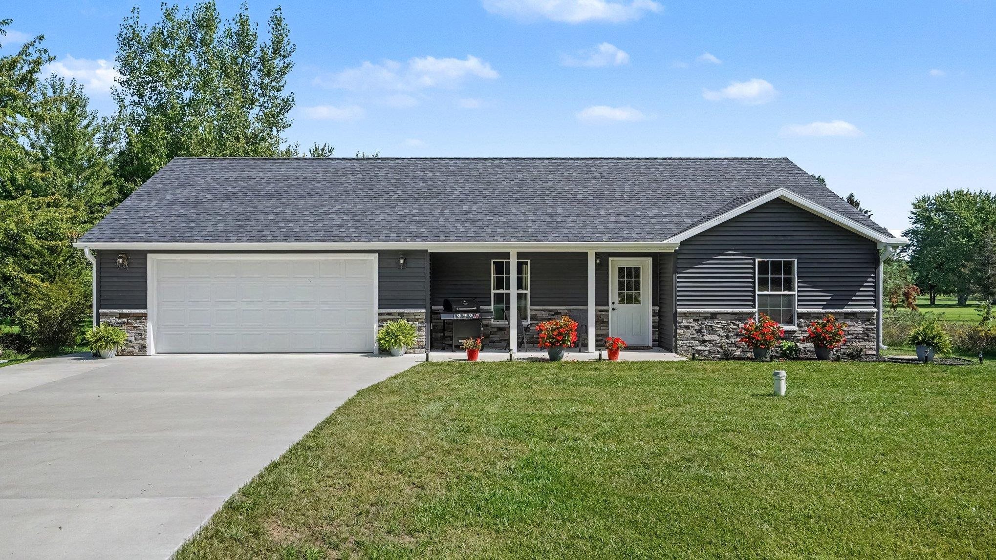 Photo 1 of Single family home for sale at 1009 Par Dr, Weidman, MI 48893 | MLS# 79080073543 | Listing updated on 2026-09-18