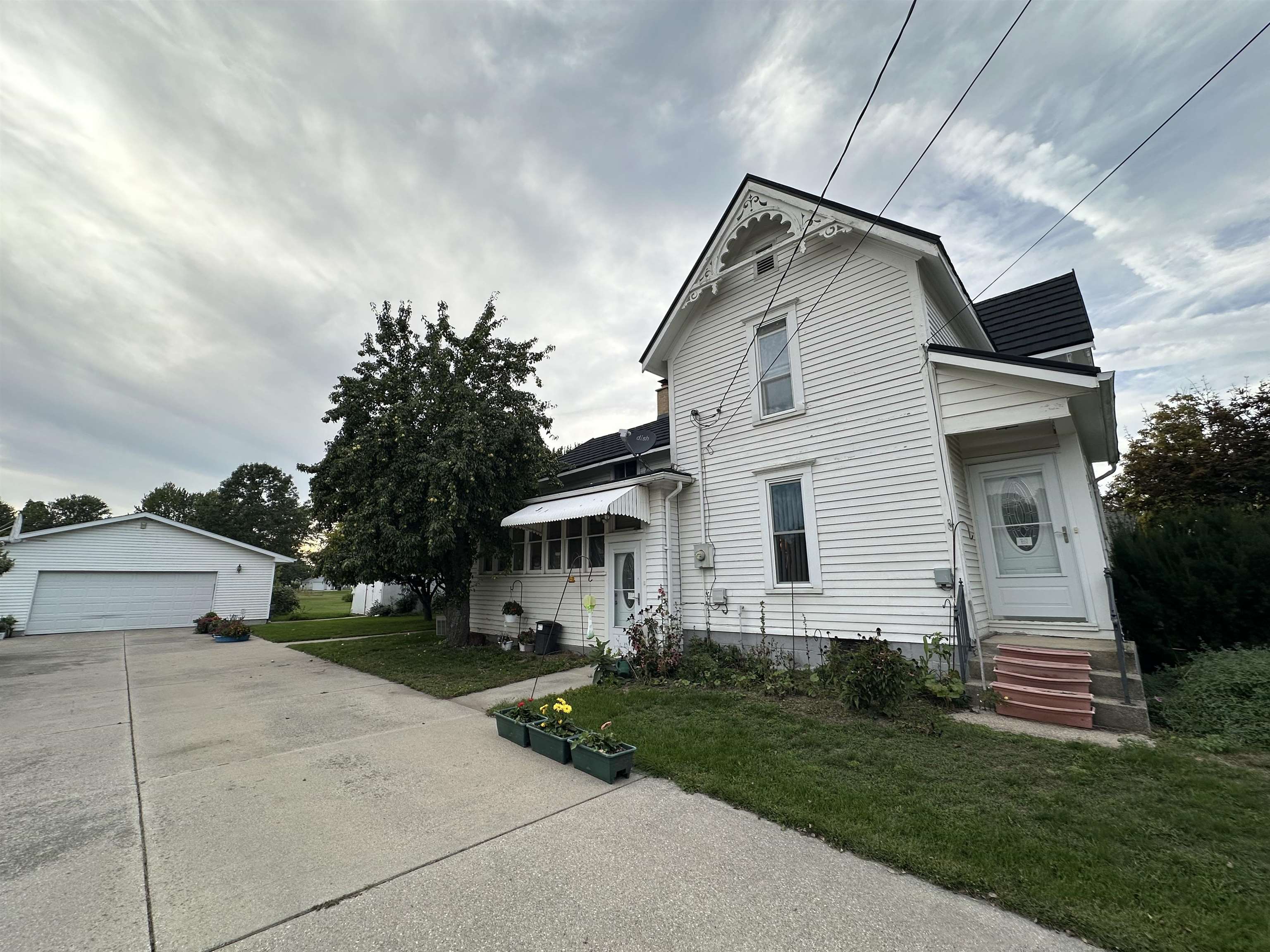 Photo 4 of Single family home for sale at 333 N Chippewa, Shepherd, MI 48883 | MLS# 80073563 | Listing updated on 2026-09-18