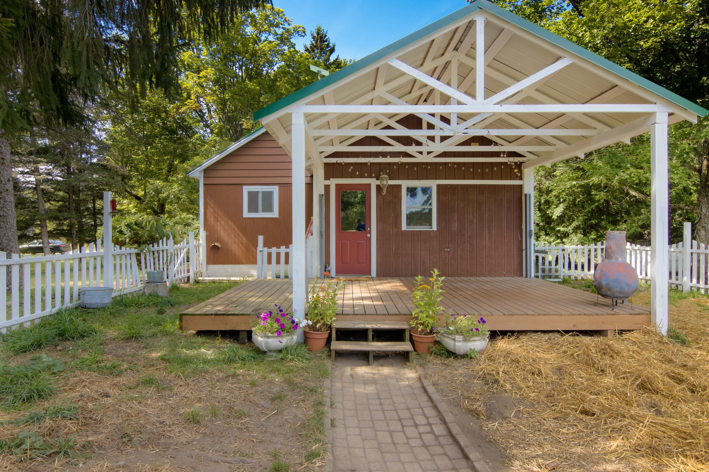 Photo 3 of Single family home for sale at 6727 Pierce Rd, Kingsley, MI 49649 | MLS# 78080073577 | Listing updated on 2026-09-16