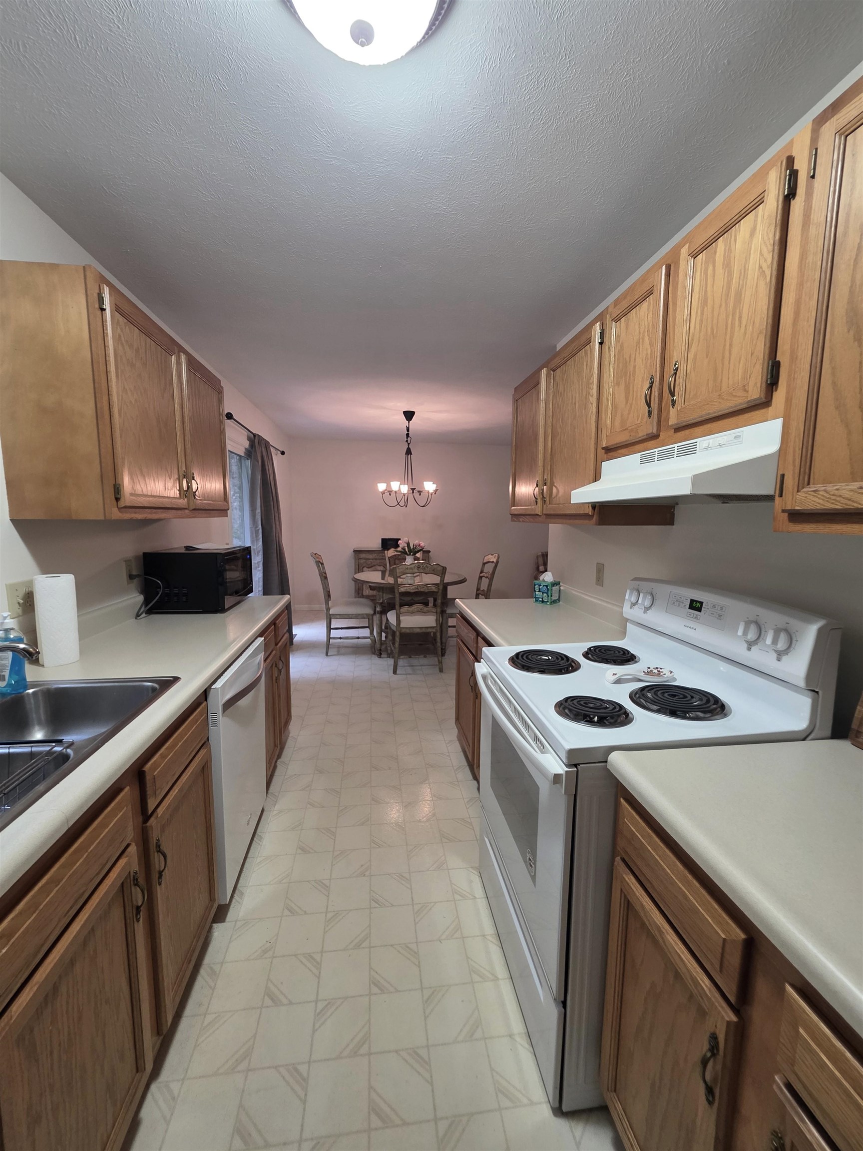 Photo 4 of Single family home for sale at 18860 Lakewood Cir, Lake Ann, MI 49650 | MLS# 78080073594 | Listing updated on 2026-09-16