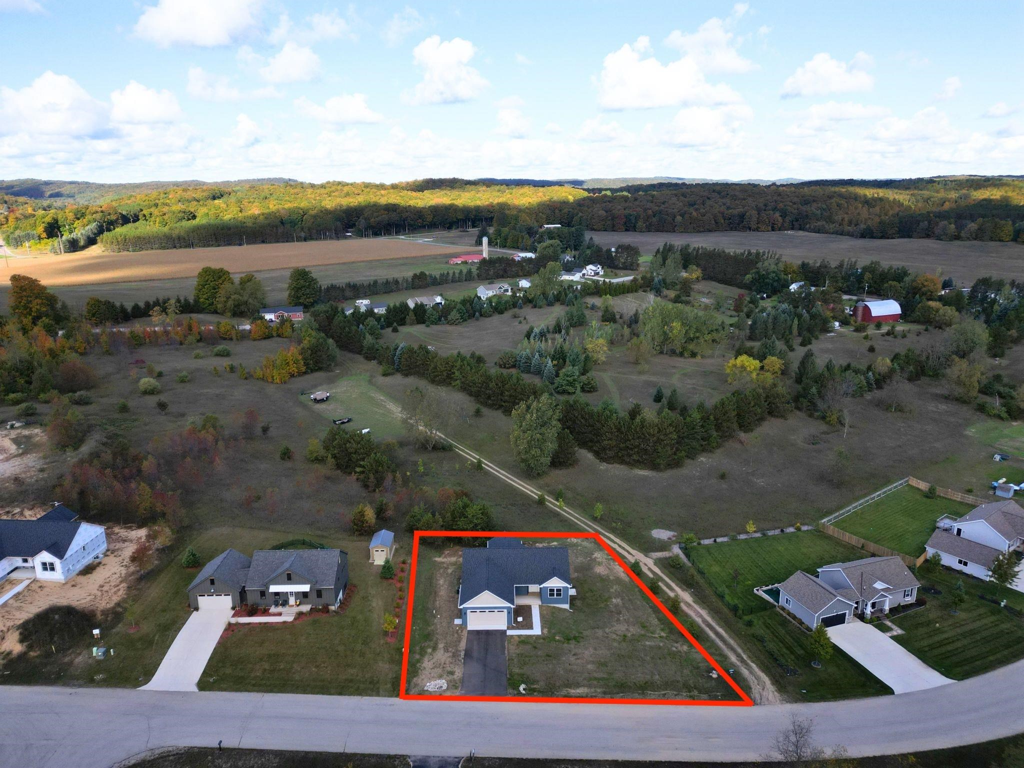Photo 2 of Single family home for sale at 8552 S Olivia Dr, Maple City, MI 49664 | MLS# 78080073599 | Listing updated on 2026-10-06
