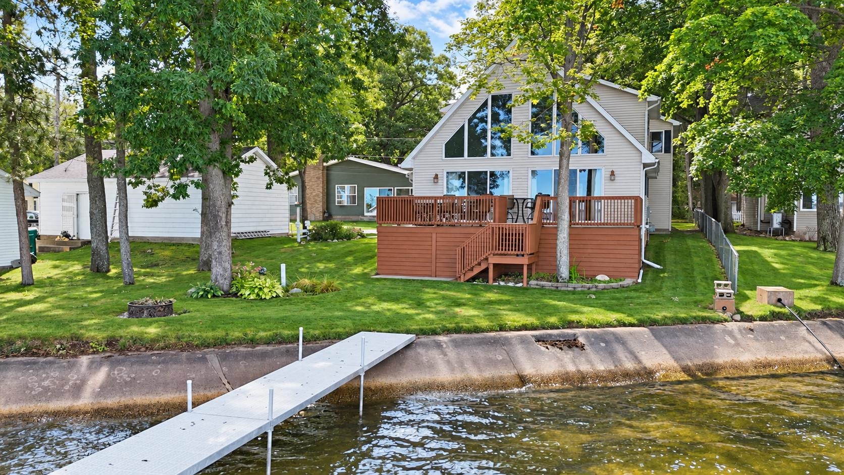 Photo 1 of Single family home for sale at 325b Beverly Dr, Prudenville, MI 48651 | MLS# 79080073617 | Listing updated on 2026-09-19