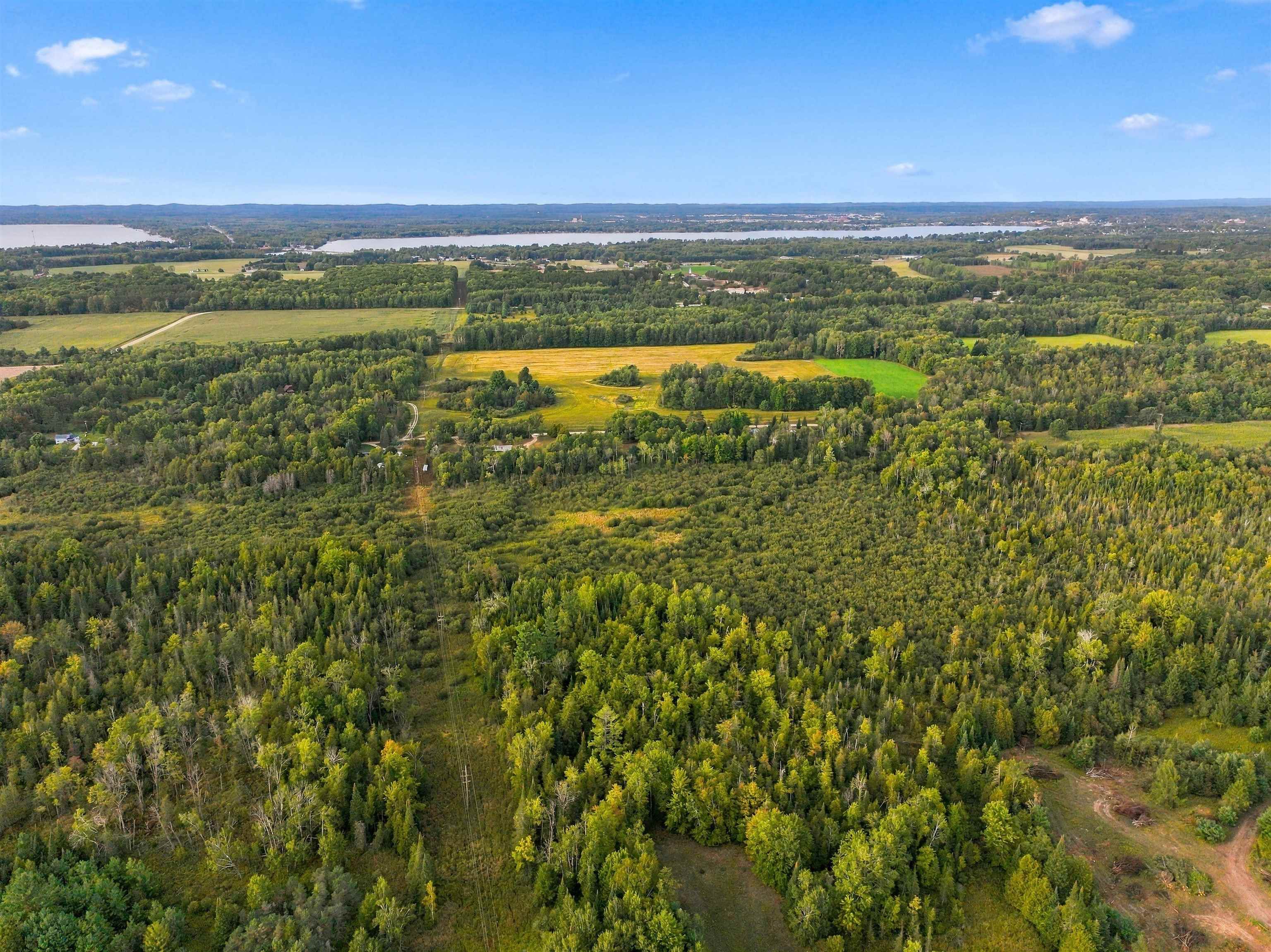 Photo 4 of Single family home for sale at 6890 E 46 Road, Cadillac, MI 49601 | MLS# 78080073623 | Listing updated on 2026-09-19