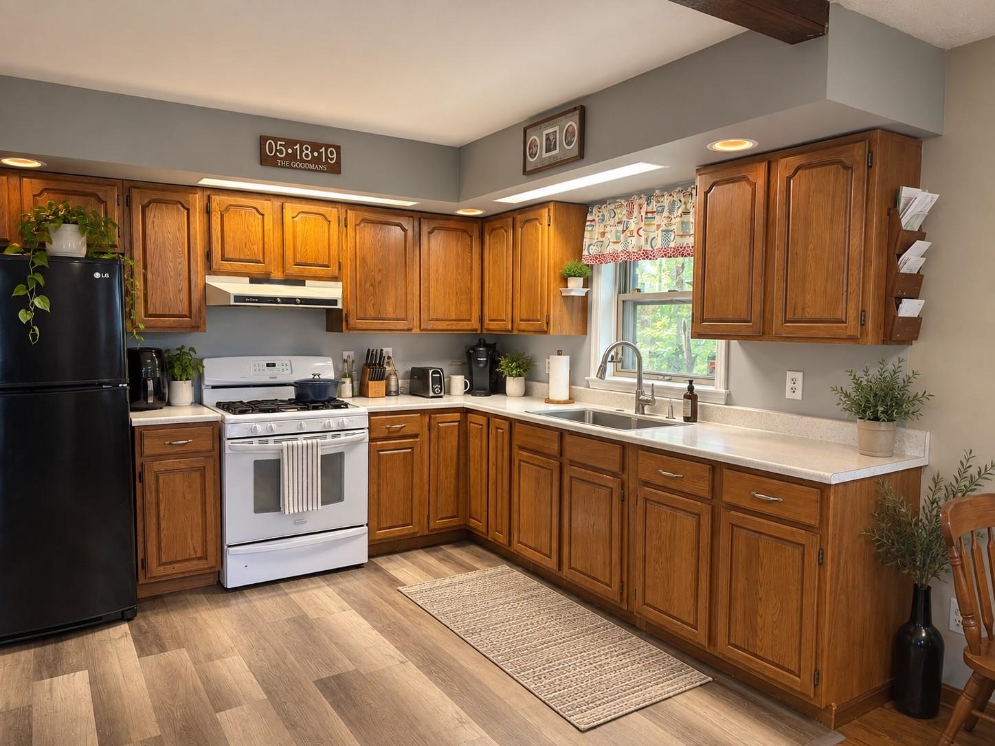 Photo 3 of Single family home for sale at 128 W Ridge Cir, Leroy, MI 49655 | MLS# 78080073633 | Listing updated on 2026-09-20