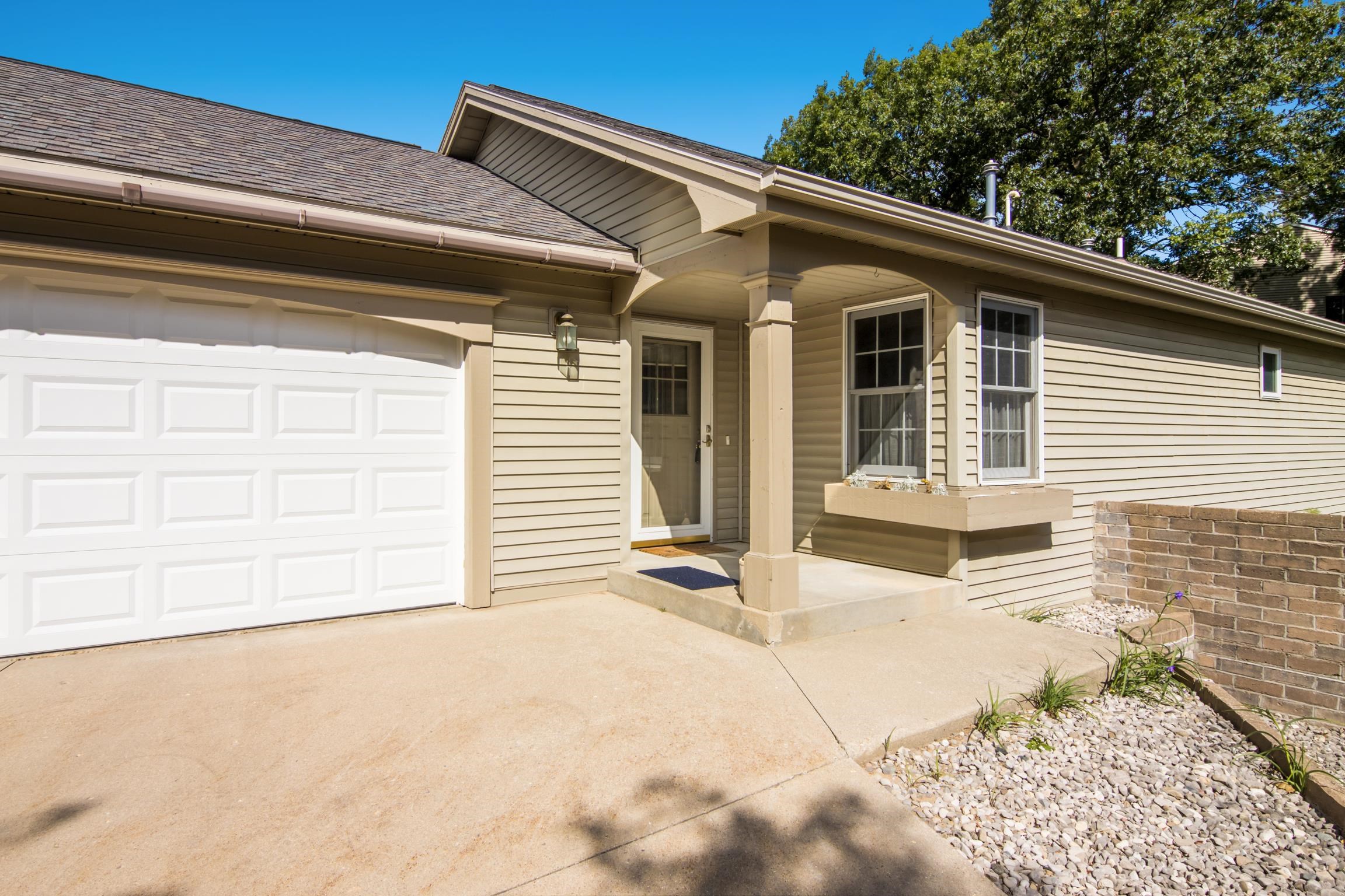 Photo 1 of Condo for sale at 1052 Hemingway Ln, Traverse City, MI 49686 | MLS# 78080073637 | Listing updated on 2026-09-17