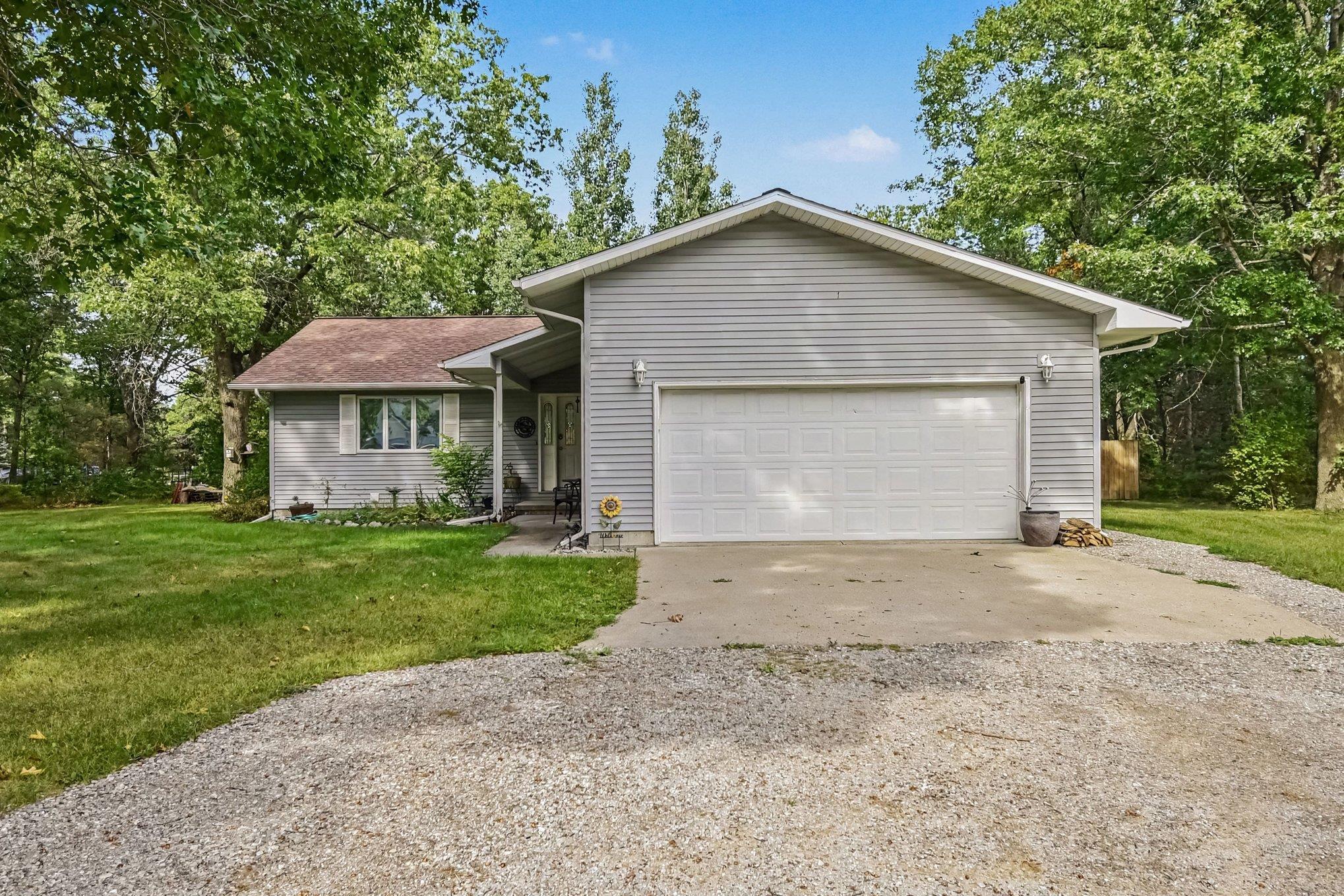 Photo 3 of Single family home for sale at 4052 Ralph Scott Dr, Oscoda, MI 48750 | MLS# 77080073648 | Listing updated on 2026-09-17