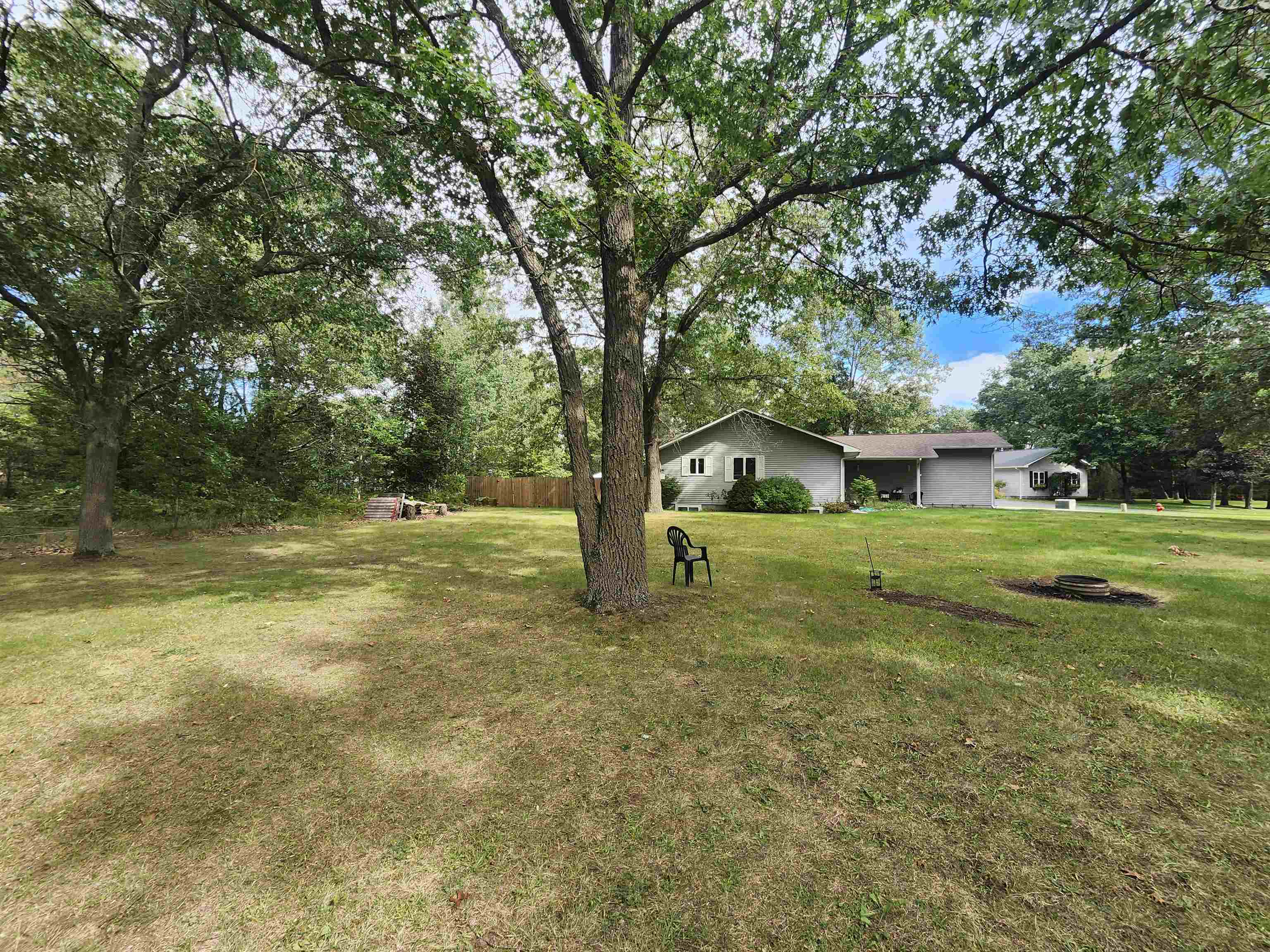 Photo 4 of Single family home for sale at 4052 Ralph Scott Dr, Oscoda, MI 48750 | MLS# 77080073648 | Listing updated on 2026-09-17