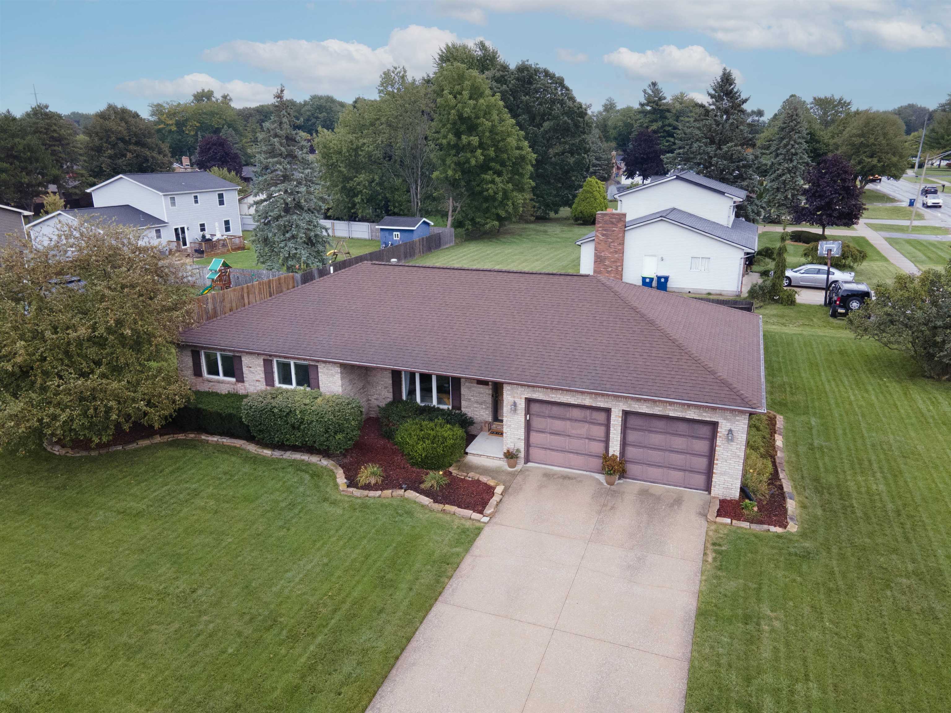 Photo 3 of Single family home for sale at 2522 Mission Dr, Saginaw, MI 48603 | MLS# 79080073651 | Listing updated on 2026-09-20