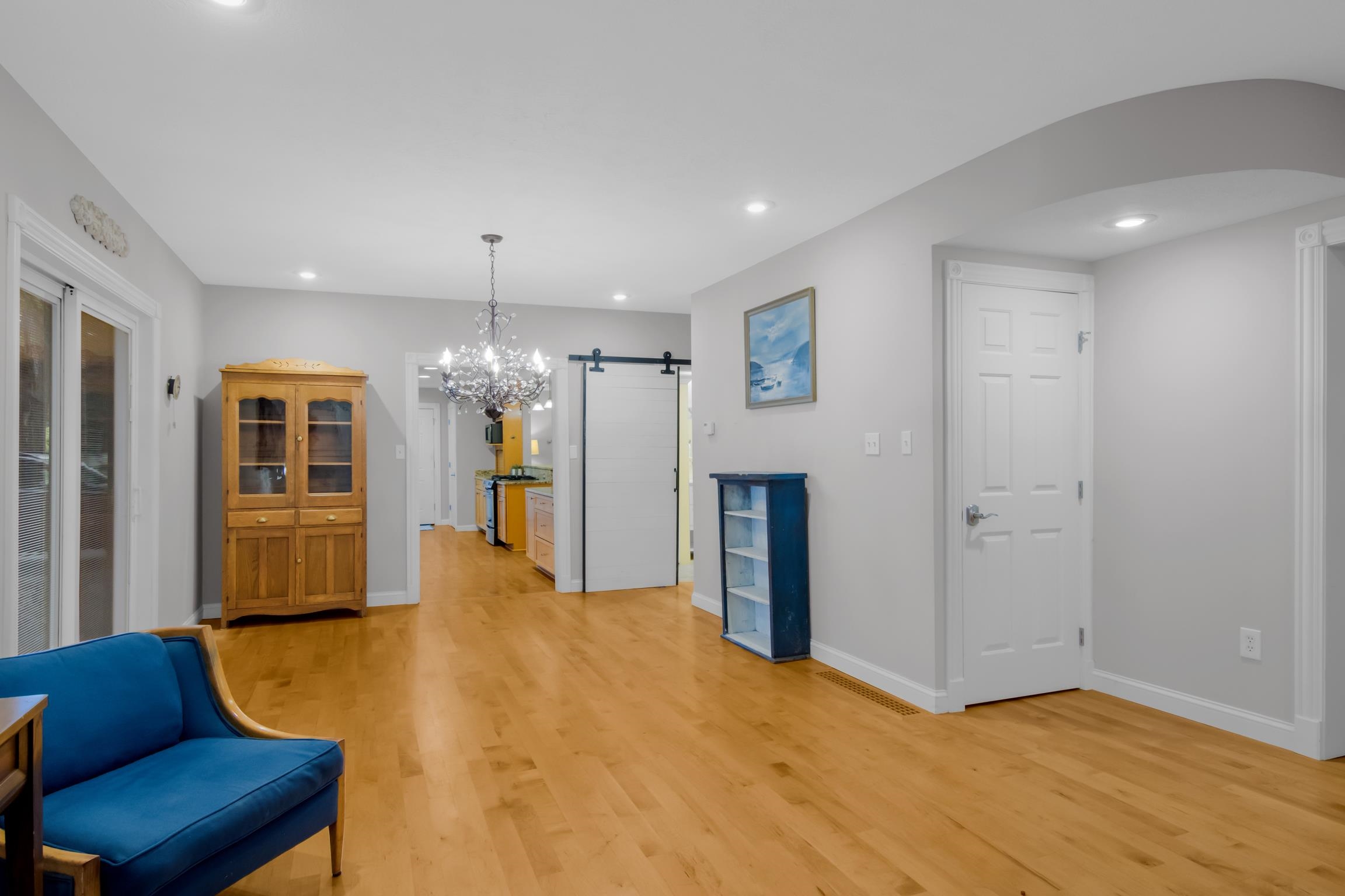 Photo 4 of Single family home for sale at 201 W 15th Street, Traverse City City Grand Traverse, MI 49684 | MLS# 78080073659 | Listing updated on 2026-09-18