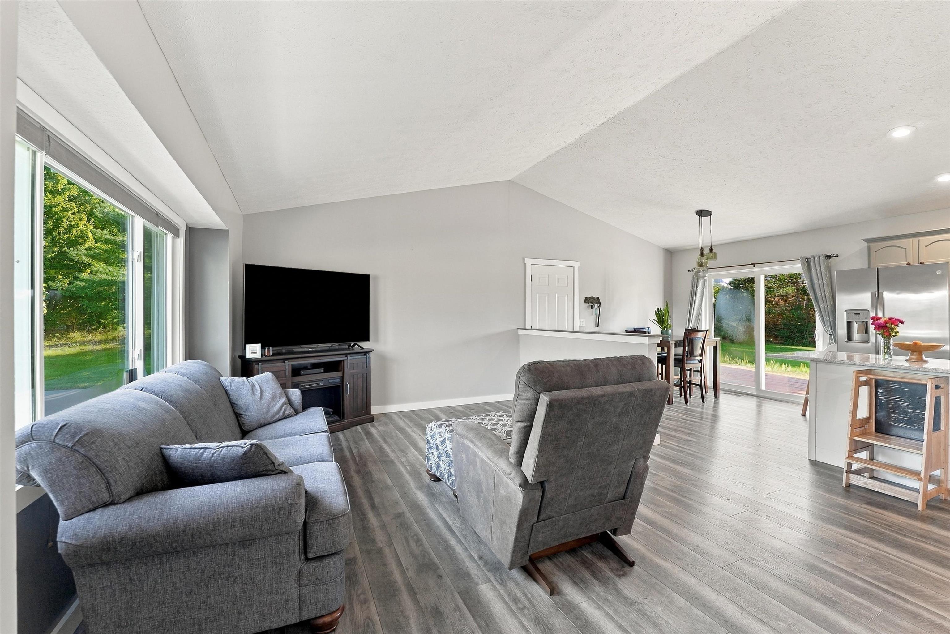 Photo 3 of Single family home for sale at 10791 Cedar Run Rd, Traverse City, MI 49684 | MLS# 78080073665 | Listing updated on 2026-09-17