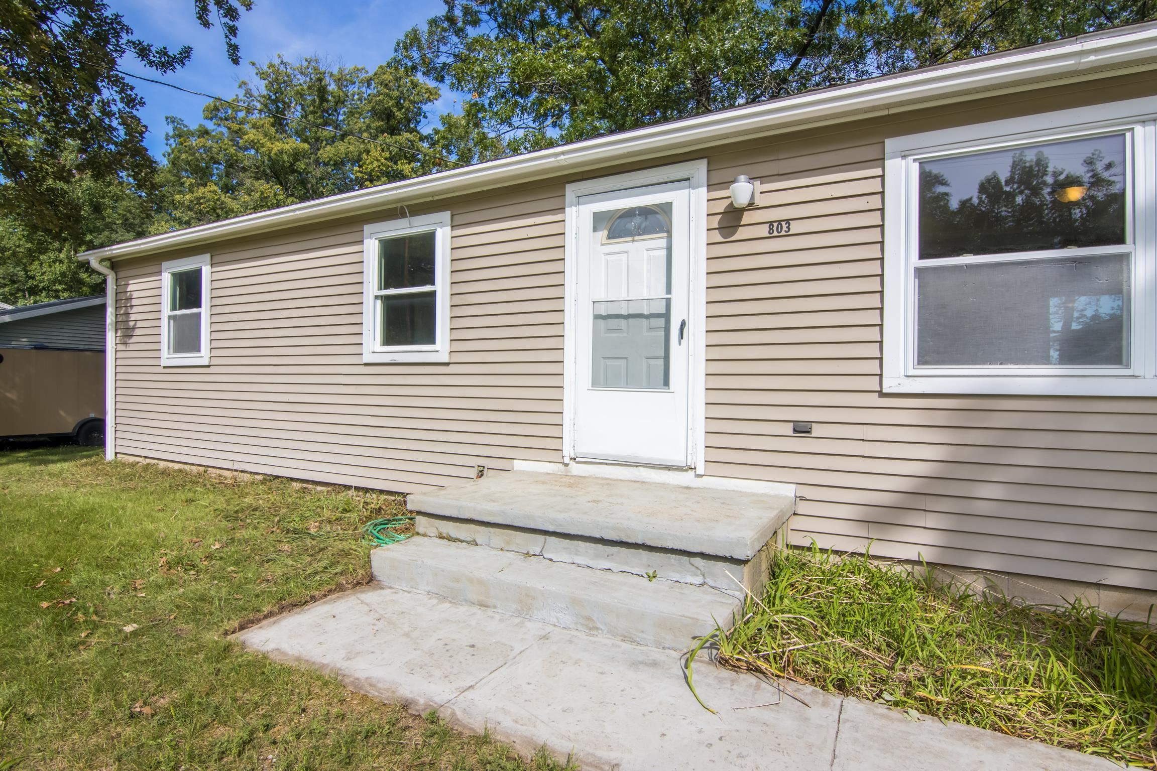Photo 1 of Single family home for sale at 803 George St, Traverse City, MI 49686 | MLS# 78080073666 | Listing updated on 2026-09-17