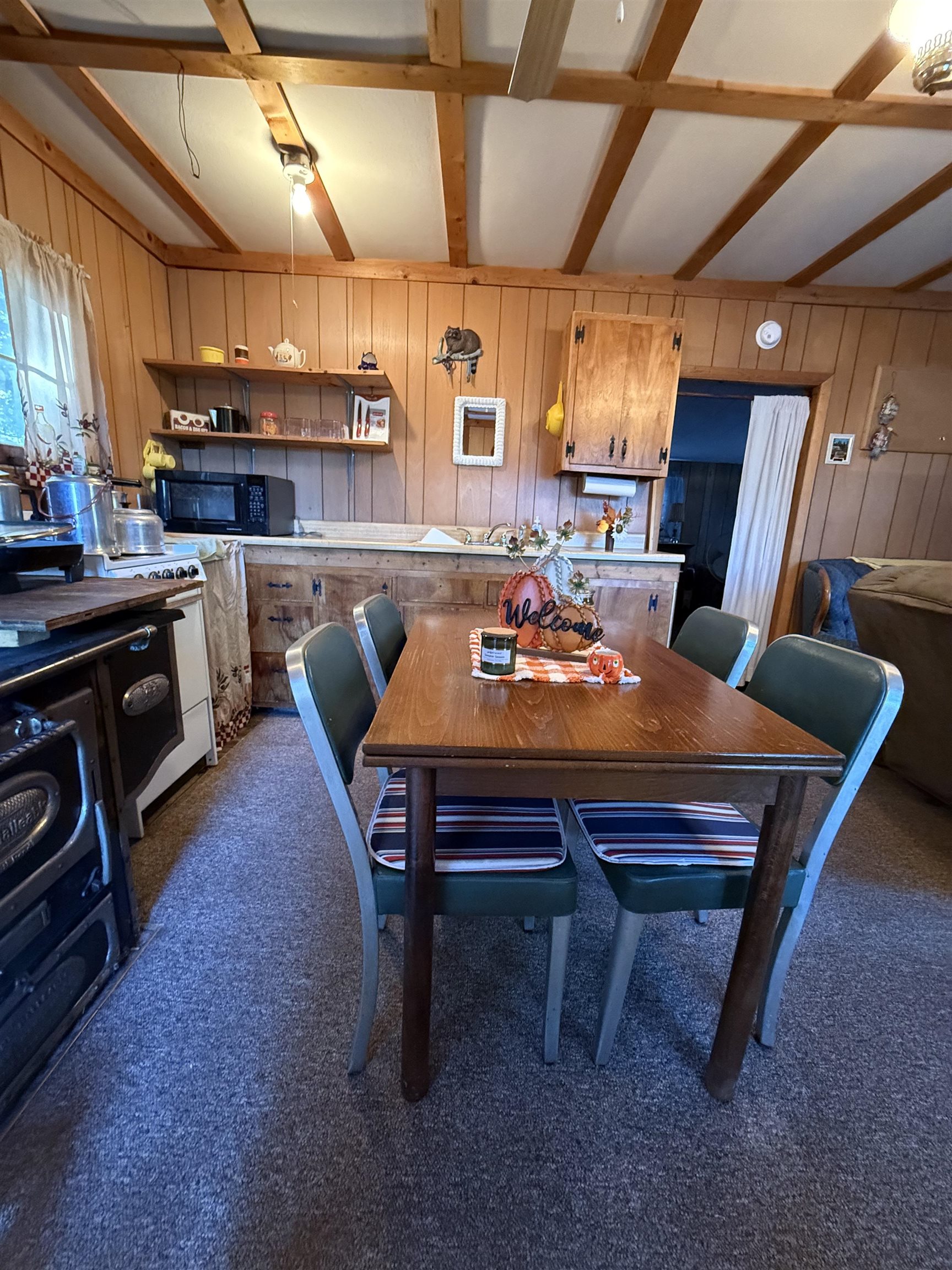 Photo 3 of Single family home for sale at 5956 Kniss Rd, Kalkaska, MI 49646 | MLS# 78080073684 | Listing updated on 2026-09-18