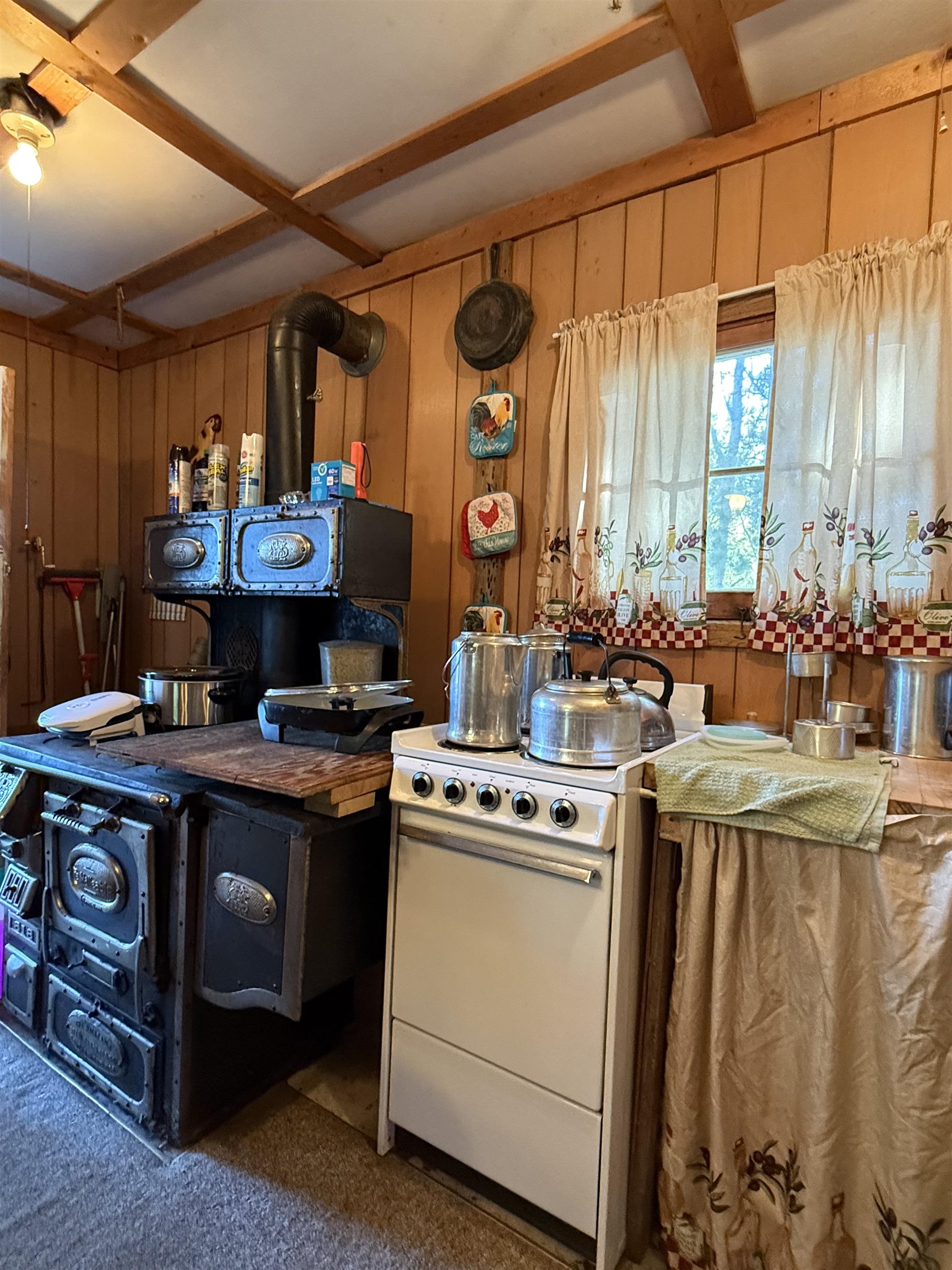 Photo 3 of Single family home for sale at 5956 Kniss Rd, Kalkaska, MI 49646 | MLS# 78080073684 | Listing updated on 2026-09-18