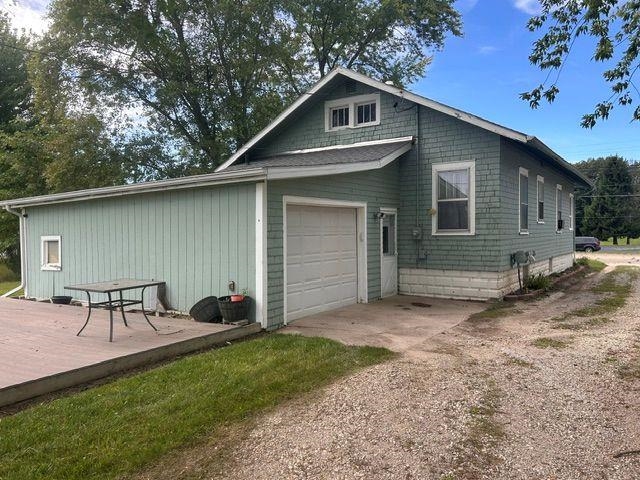 Photo 3 of Single family home for sale at 1850 Michigan Ave, Alma, MI 48801 | MLS# 79080073686 | Listing updated on 2026-09-18
