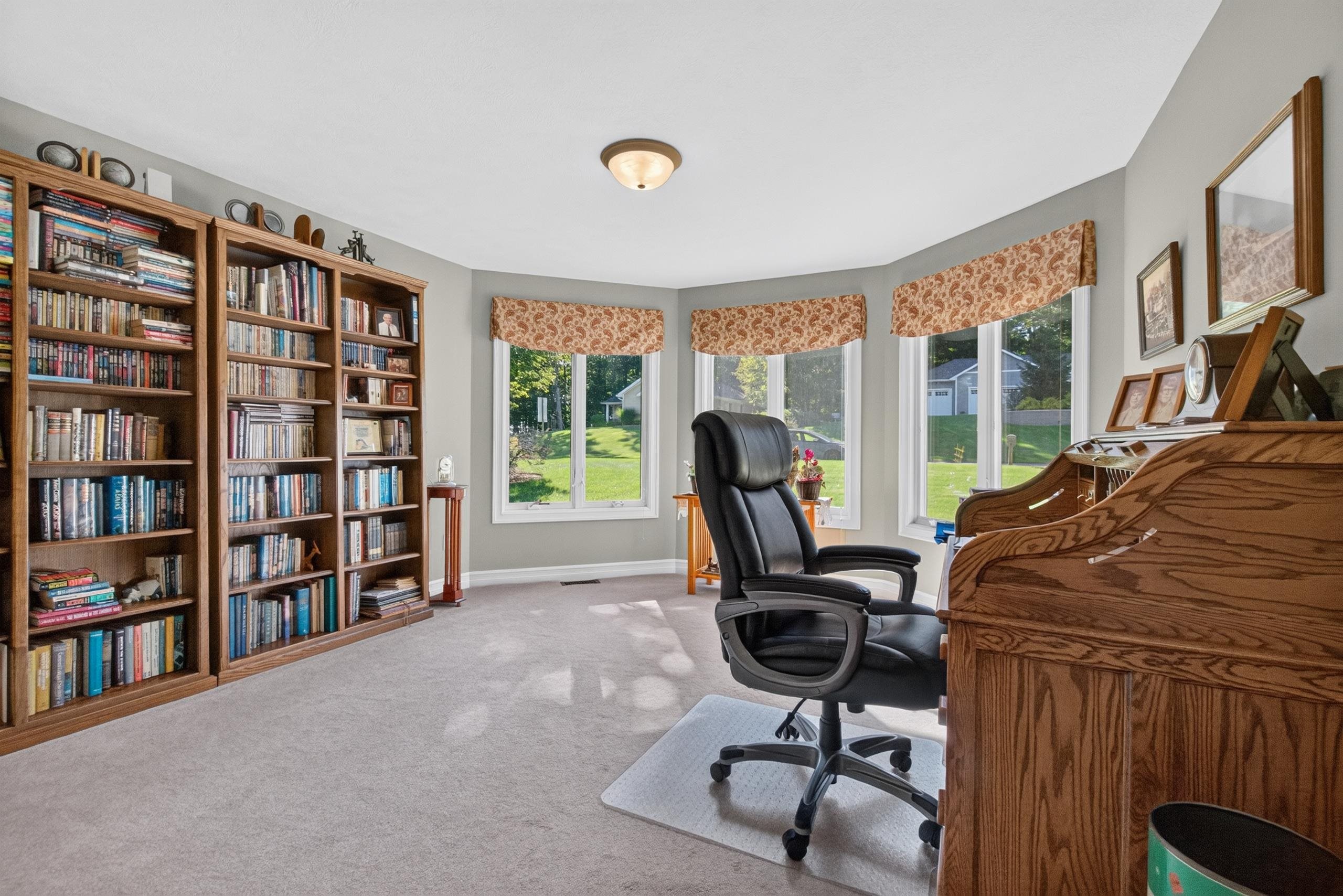 Photo 4 of Single family home for sale at 1482 Oban Way, Traverse City, MI 49696 | MLS# 78080073689 | Listing updated on 2026-09-20