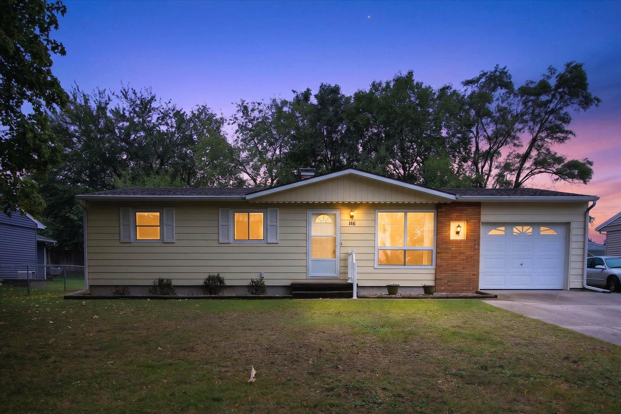 Photo 1 of Single family home for sale at 143 W Marshall St, Alma, MI 48801 | MLS# 79080073698 | Listing updated on 2026-09-25