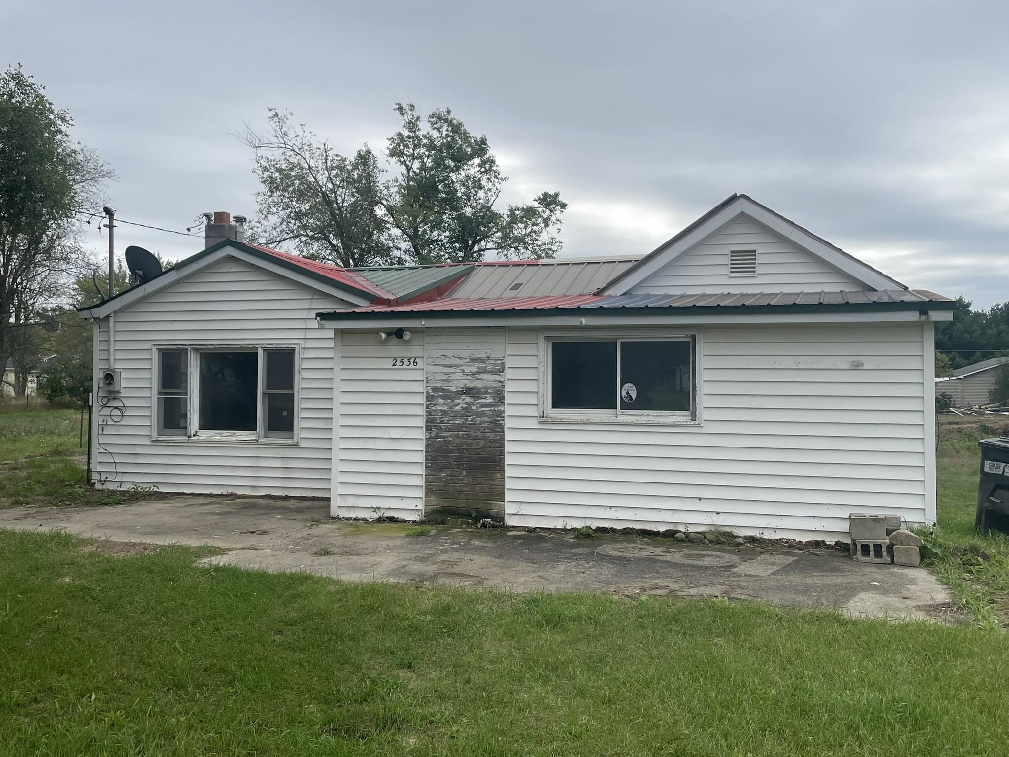 Photo 1 of Sale Pending at 2536 E Michigan Ave, Lupton, MI 48635 | MLS# 77080073705 | Listing updated on 2026-10-02