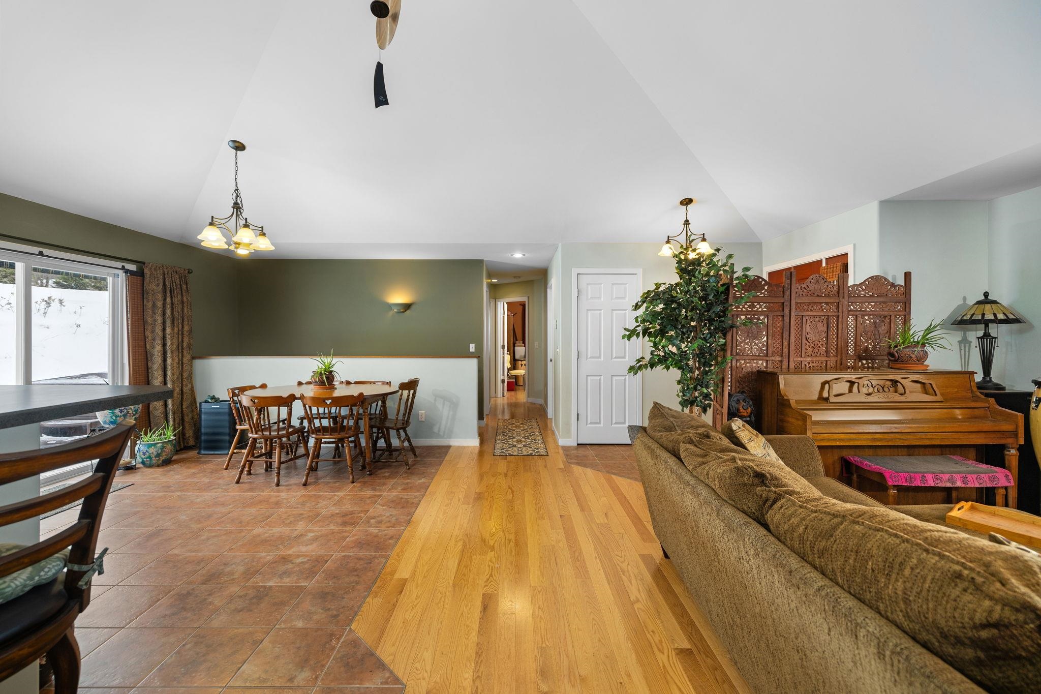 Photo 3 of Single family home for sale at 2424 Tyler Hills Dr, Traverse City, MI 49685 | MLS# 78080073707 | Listing updated on 2026-09-24