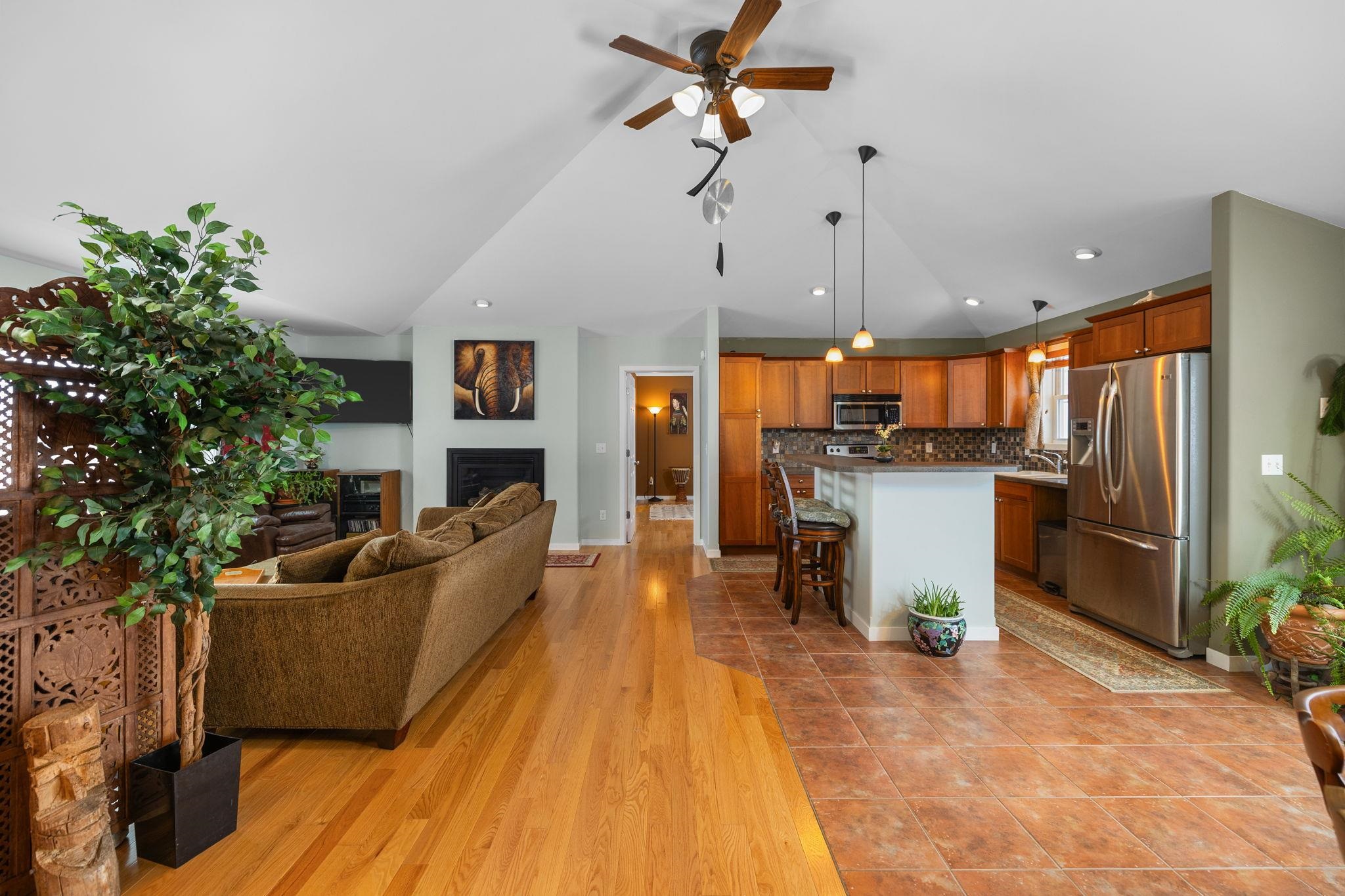 Photo 4 of Single family home for sale at 2424 Tyler Hills Dr, Traverse City, MI 49685 | MLS# 78080073707 | Listing updated on 2026-09-24