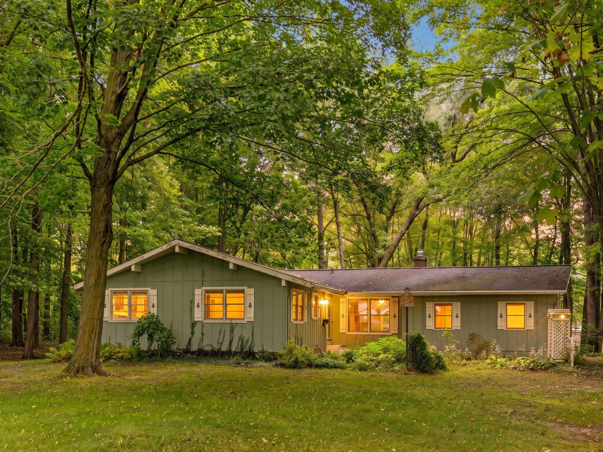 Photo 1 of Single family home for sale at 9350 W Watergate Rd, Mc Bain, MI 49657 | MLS# 78080073708 | Listing updated on 2026-10-01