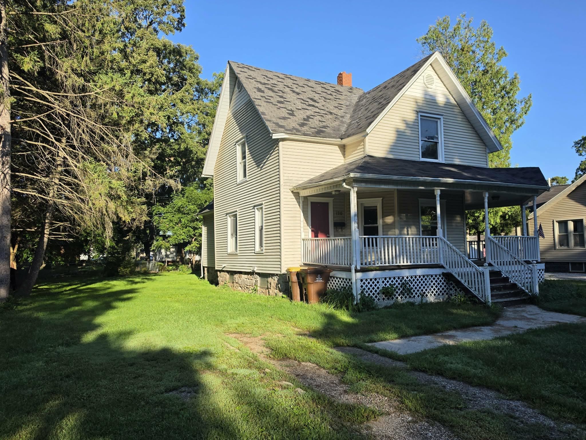 Photo 2 of Single family home for sale at 120 Moyer Ave, Alma, MI 48801 | MLS# 79080073709 | Listing updated on 2026-09-19