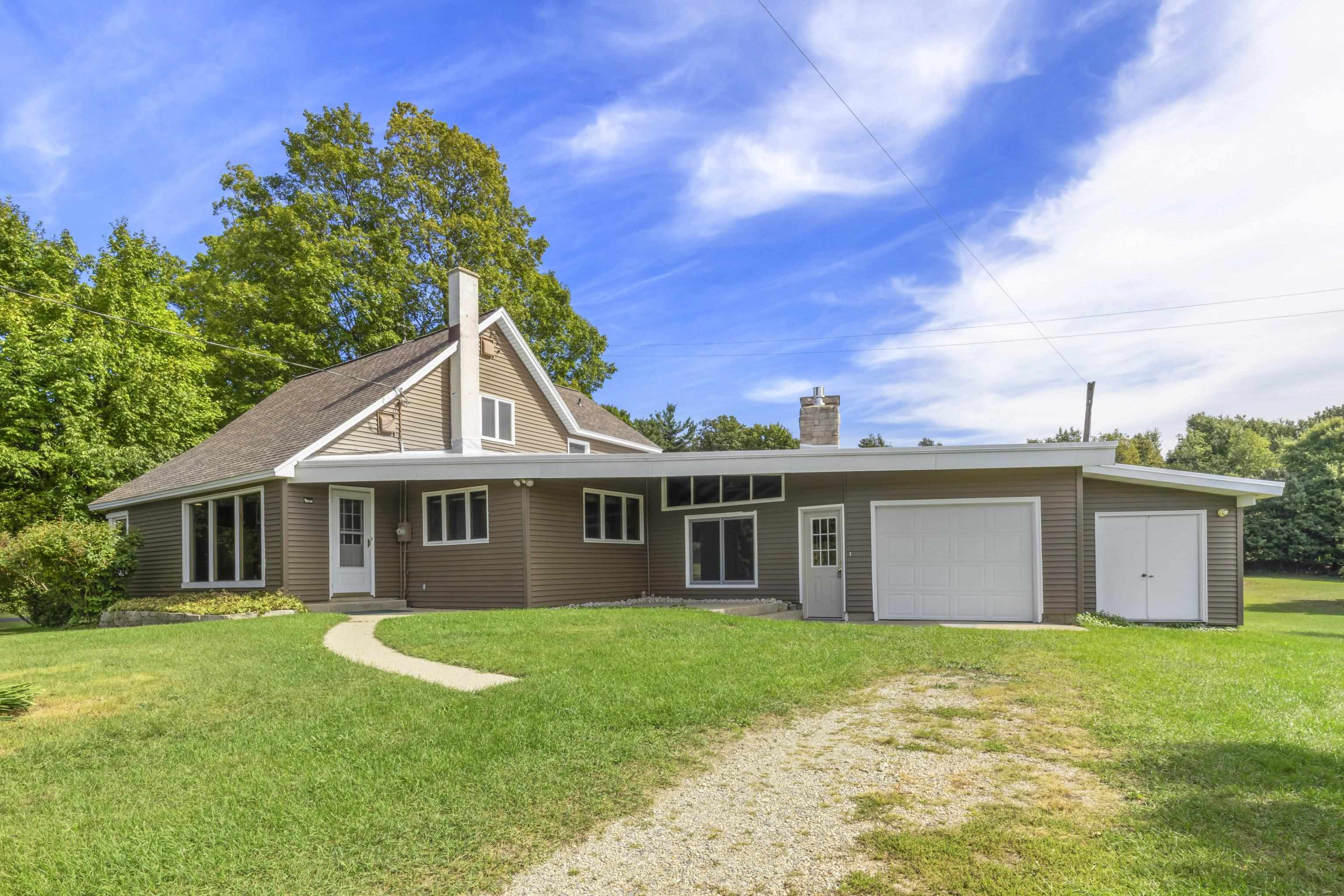 Photo 3 of Single family home for sale at 4443 Potter Rd, Bear Lake, MI 49614 | MLS# 78080073746 | Listing updated on 2026-10-01