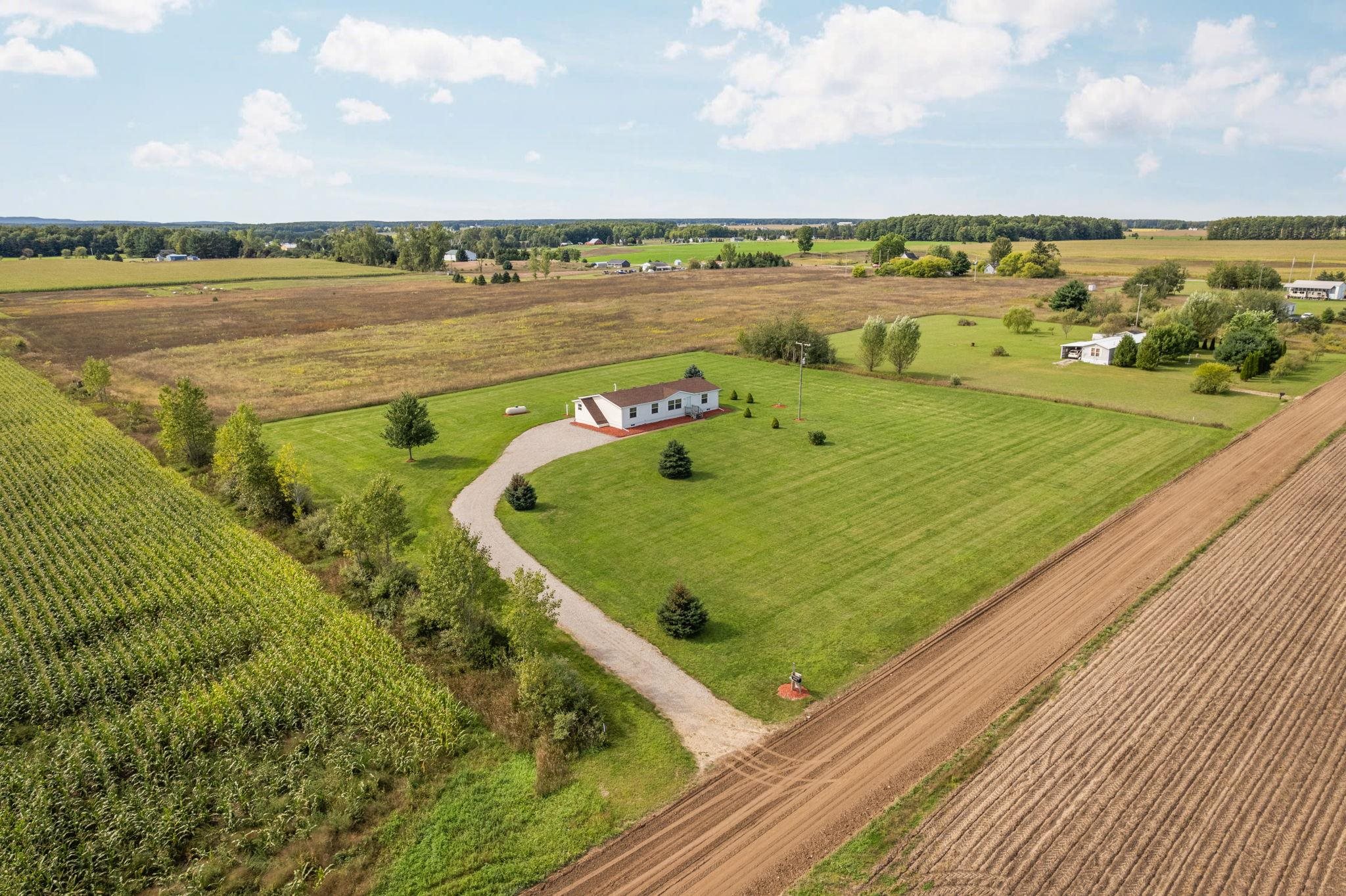 Photo 3 of Single family home for sale at 5777 W Elliott Rd, Buckley, MI 49620 | MLS# 78080073748 | Listing updated on 2026-09-23