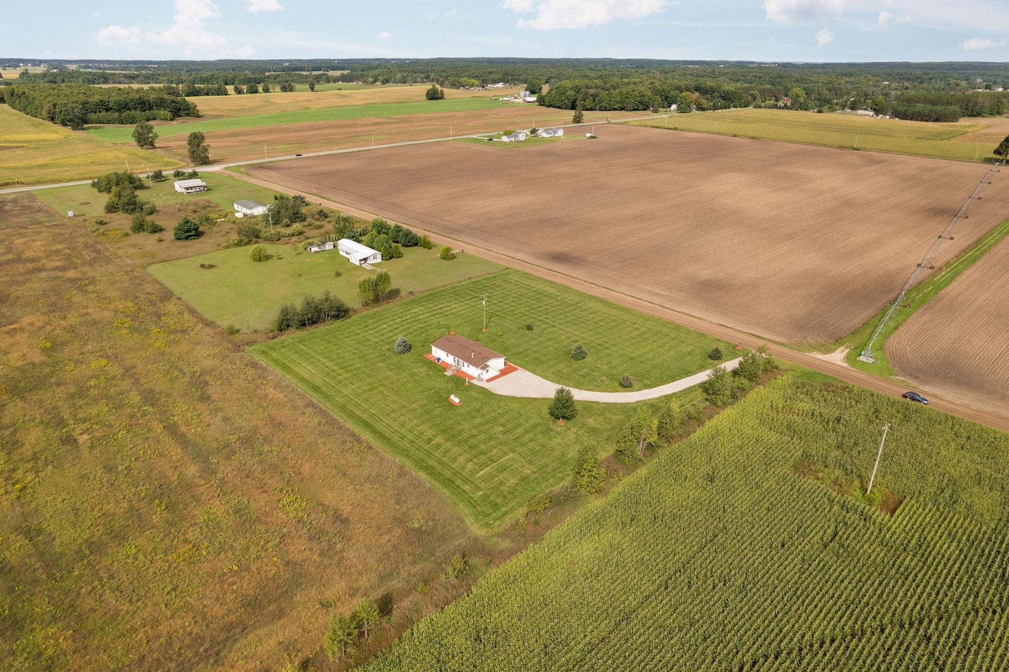 Photo 3 of Single family home for sale at 5777 W Elliott Rd, Buckley, MI 49620 | MLS# 78080073748 | Listing updated on 2026-09-23